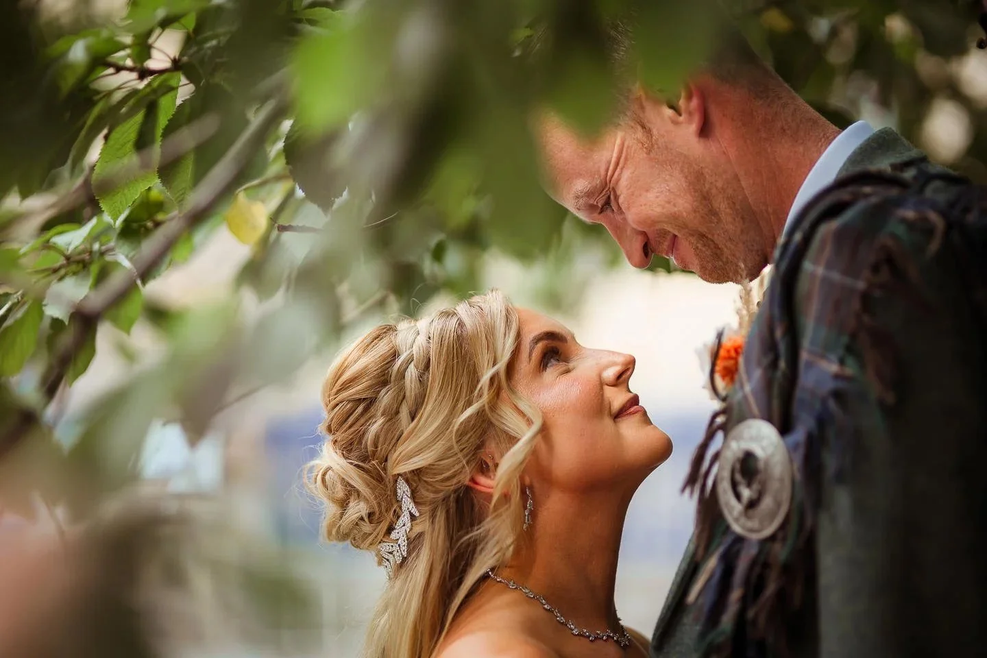 creative wedding photographer glasgow (13).jpg