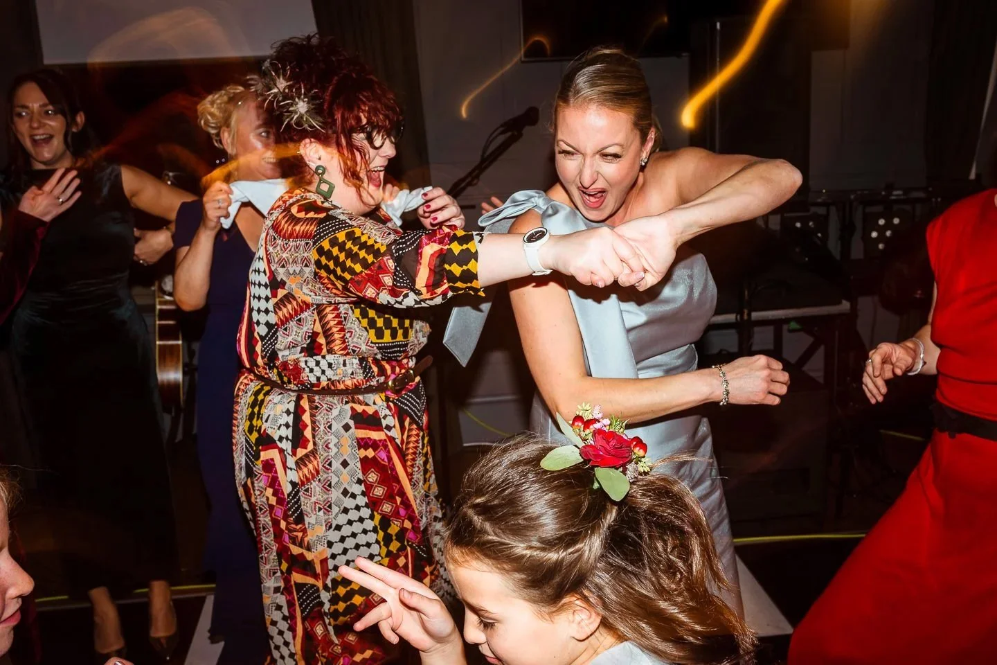 creative wedding photographer glasgow (15).jpg