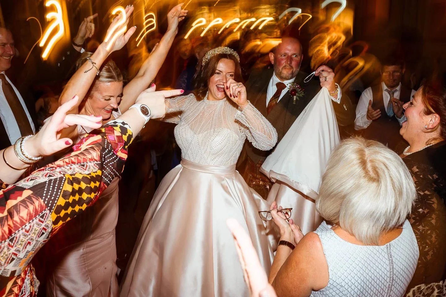 creative wedding photographer glasgow (16).jpg