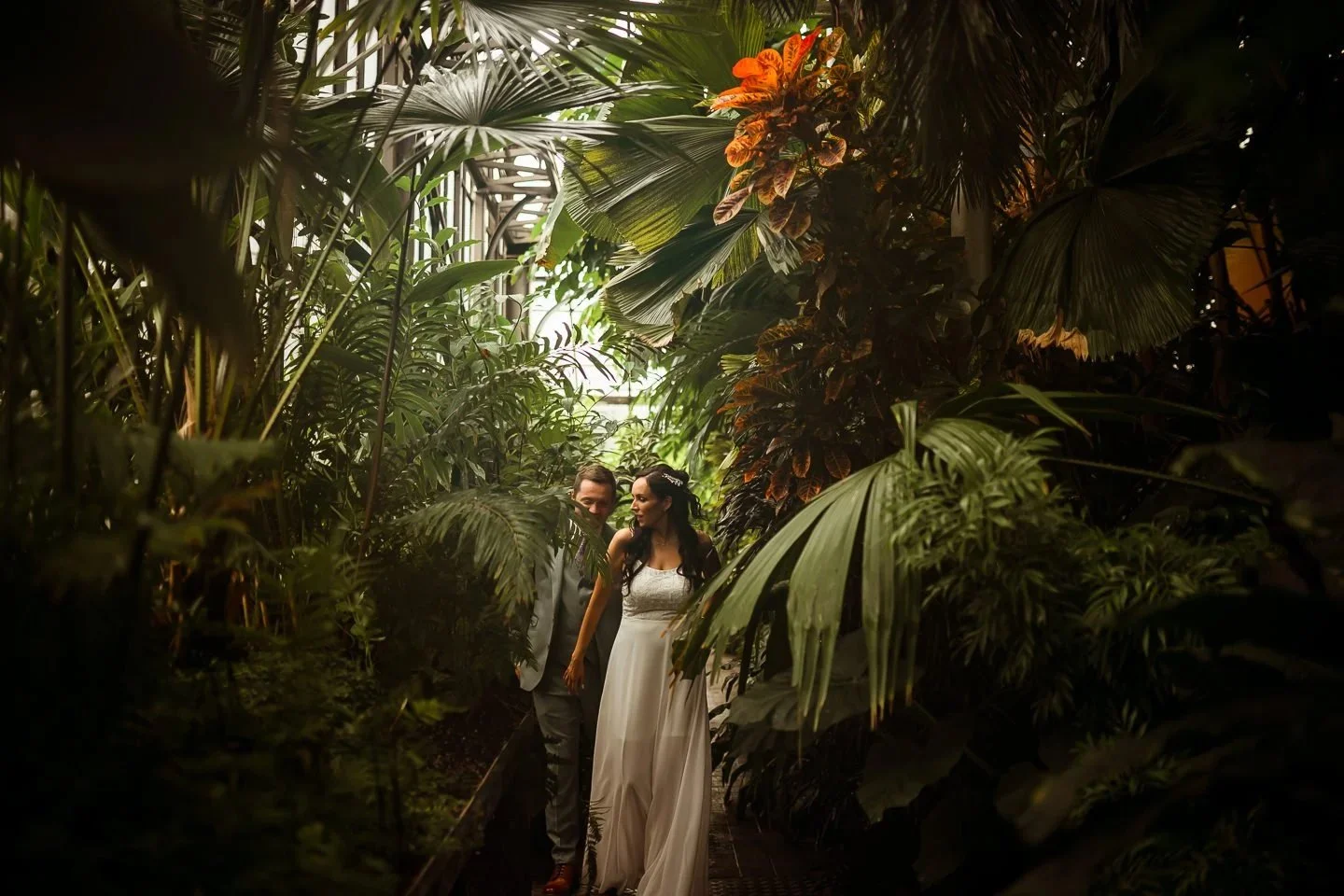 creative wedding photographer scotland (11).jpg