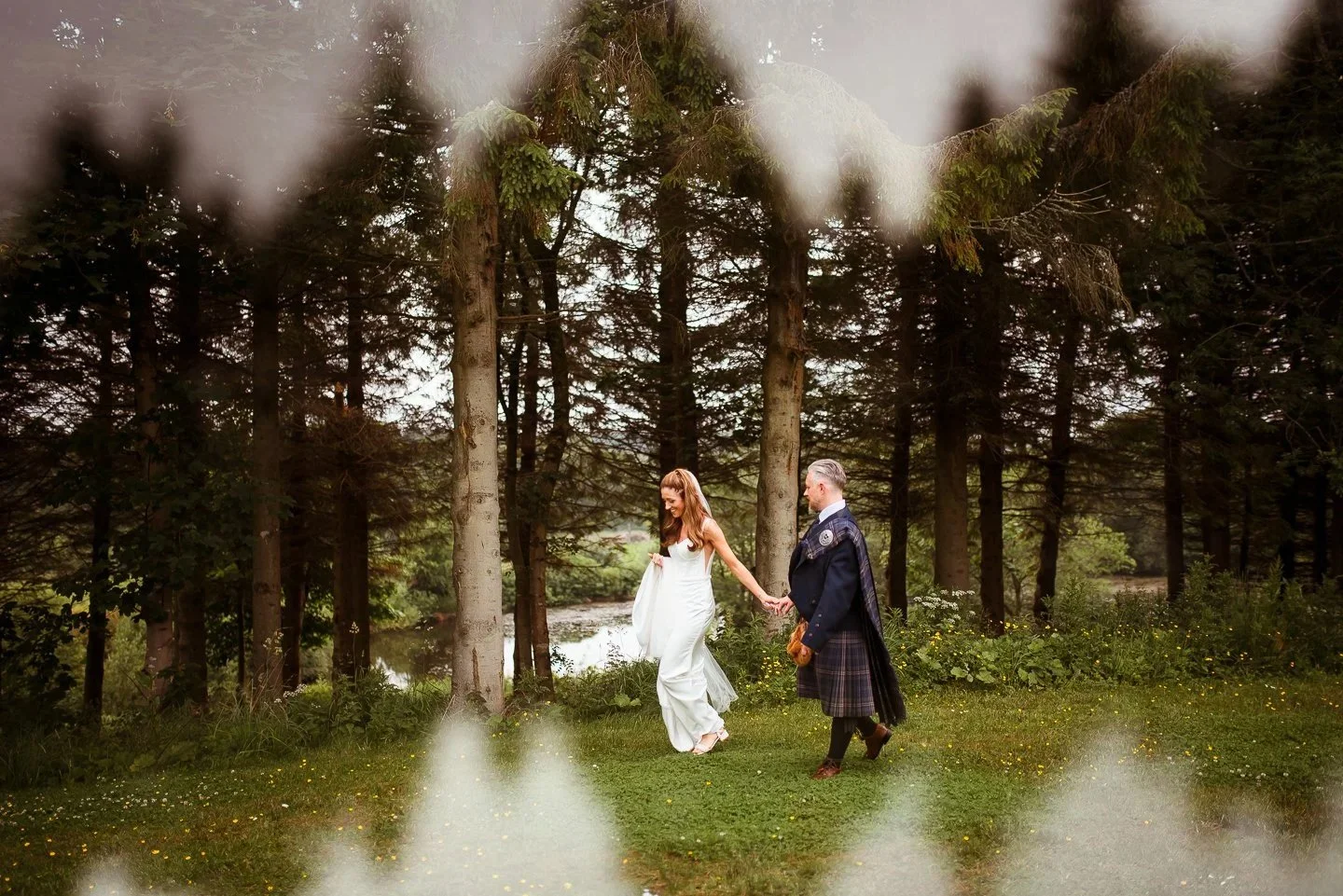 creative wedding photographer scotland (28).jpg