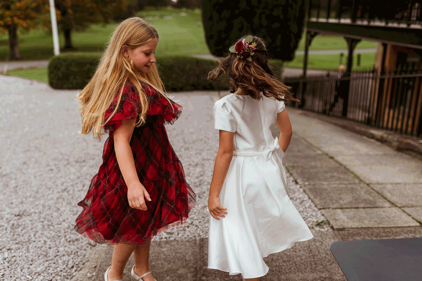 creative wedding photographer glasgow (7).gif