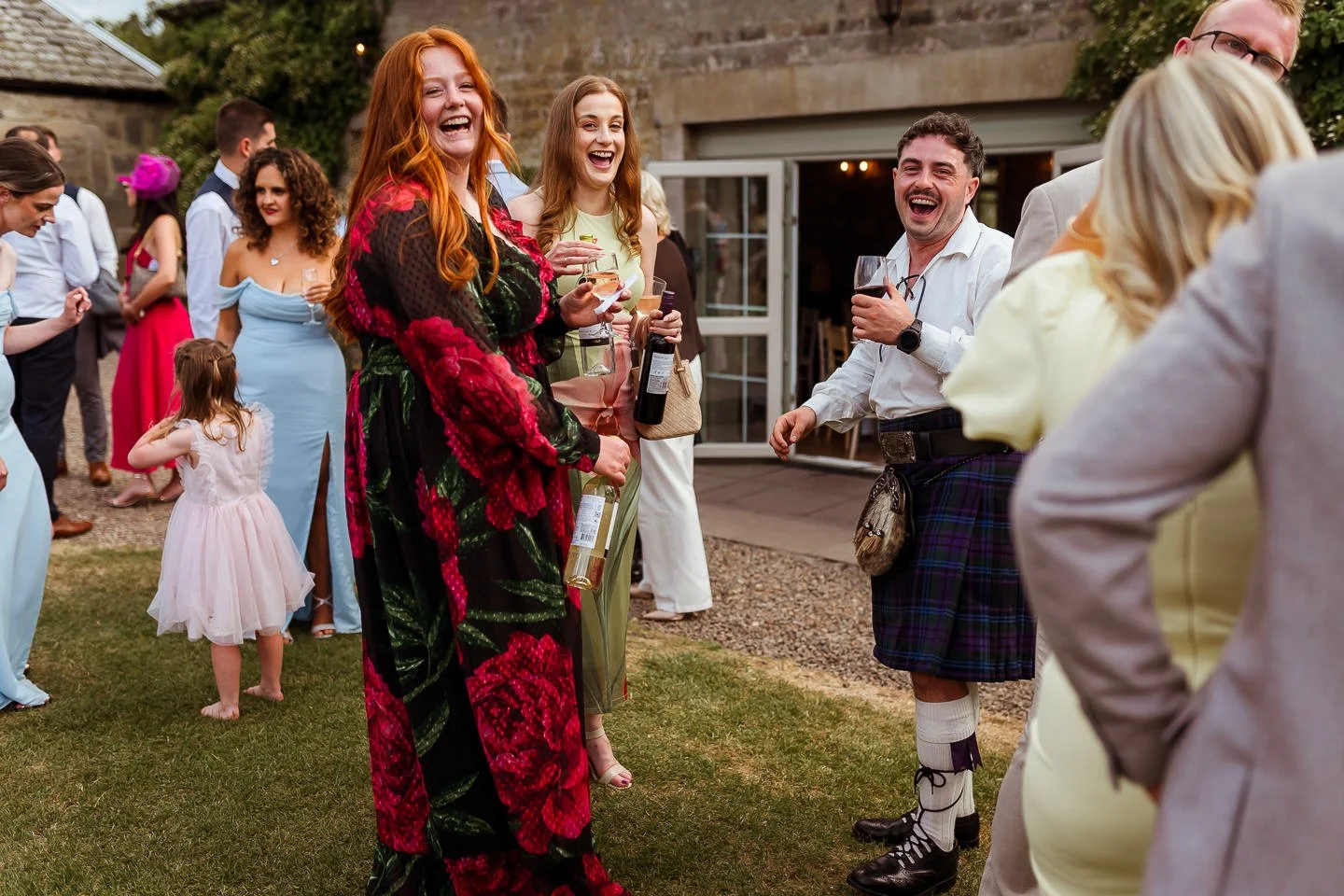 documentary wedding photographer near edinburgh (9).jpg