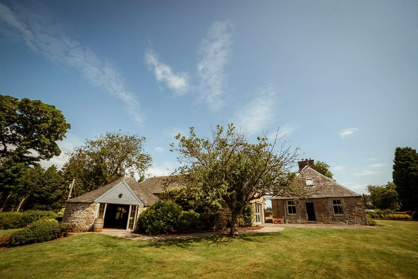 Harburn Barn Wedding  (3).jpg