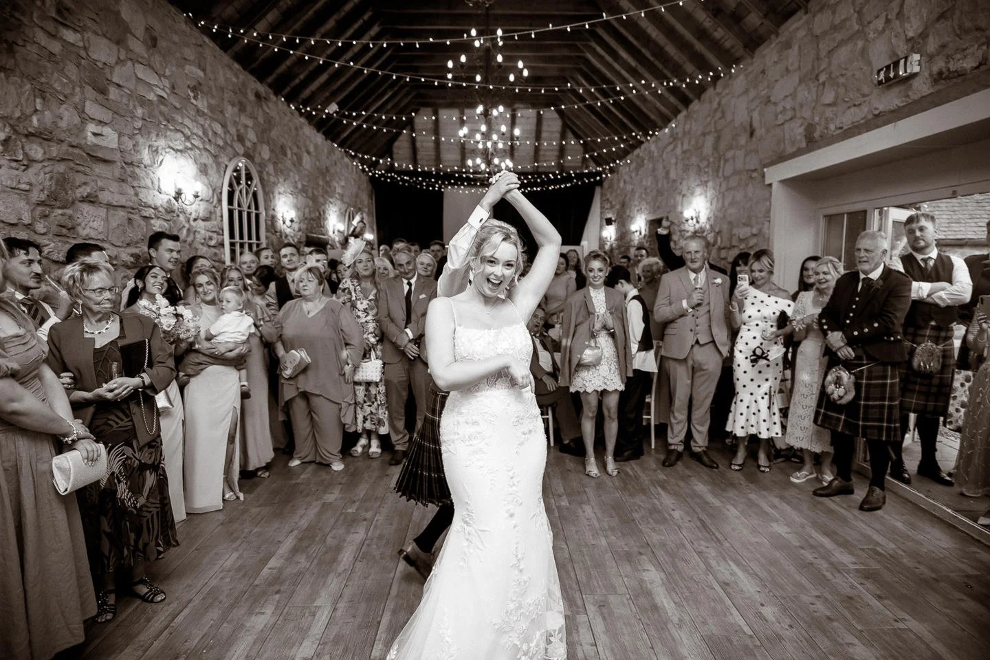 harburn barn wedding (1).jpg