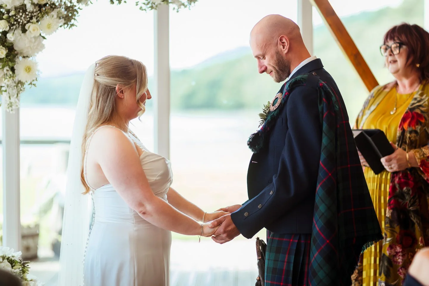 Venachar loch side wedding photography (112 of 383).jpg
