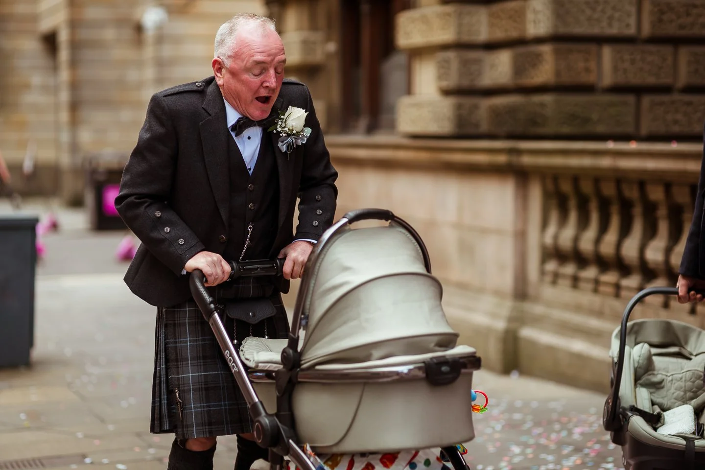 Wedding Glasgow City centre registry office photography (78 of 145).jpg