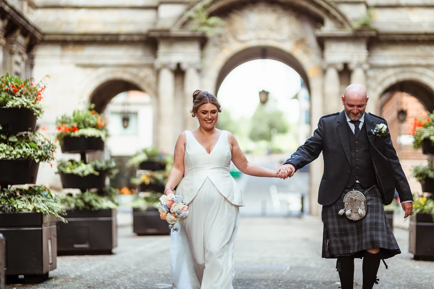 Wedding Glasgow City centre registry office photography (130 of 145).jpg