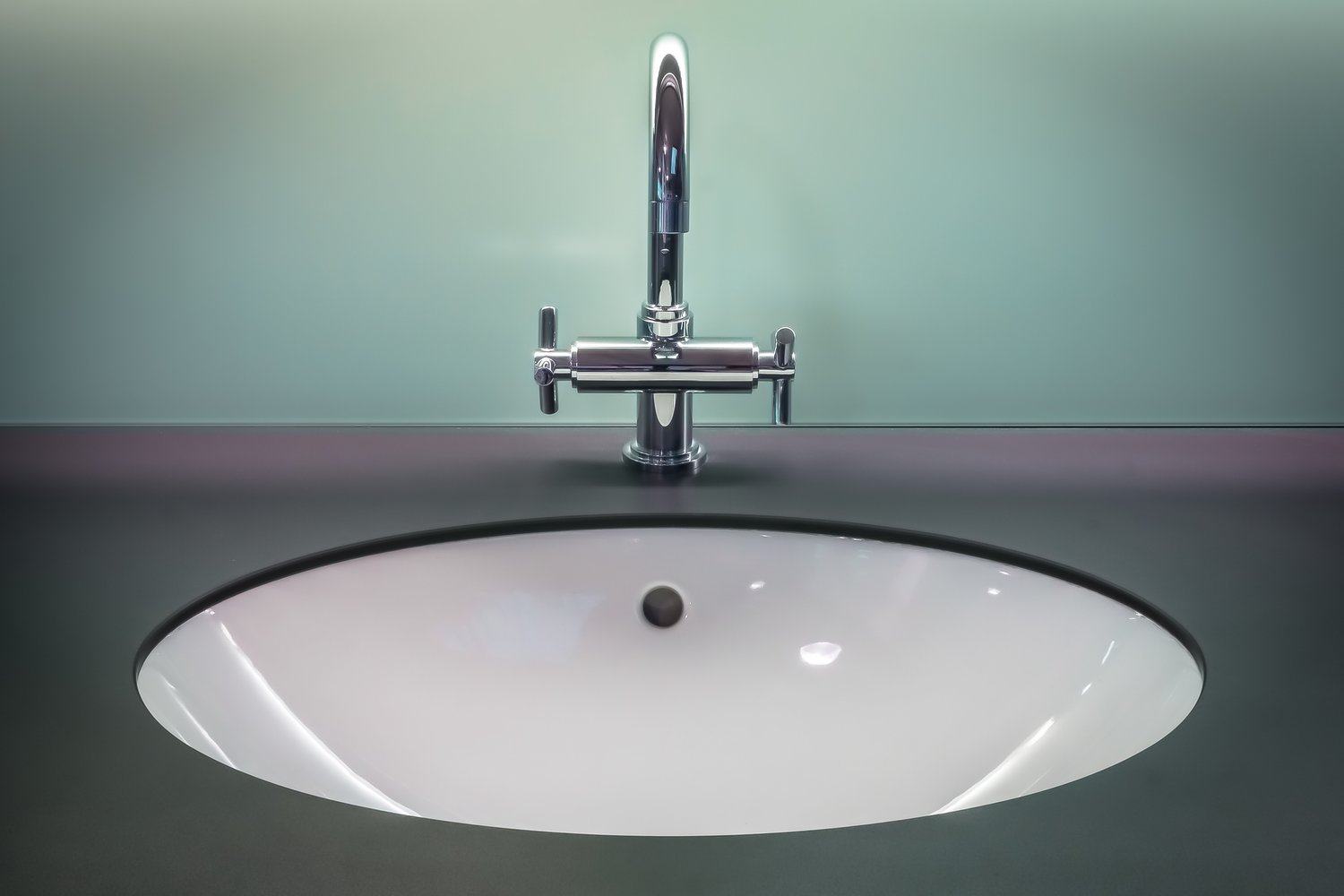 bathroom-clean-faucet-145512.jpg