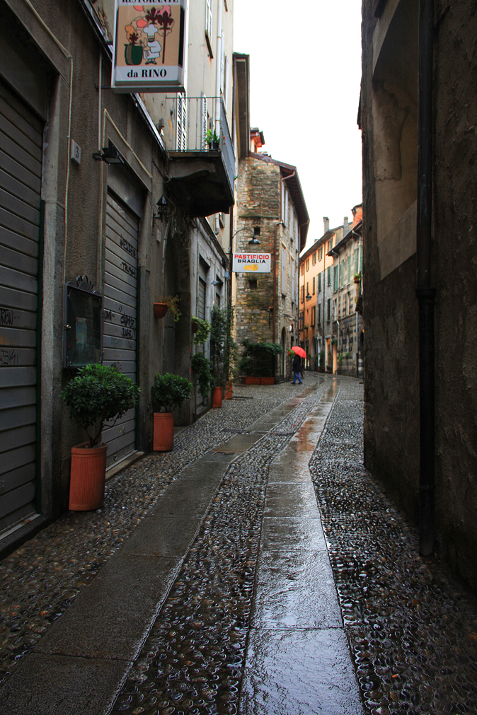 side-street-_-como.jpg