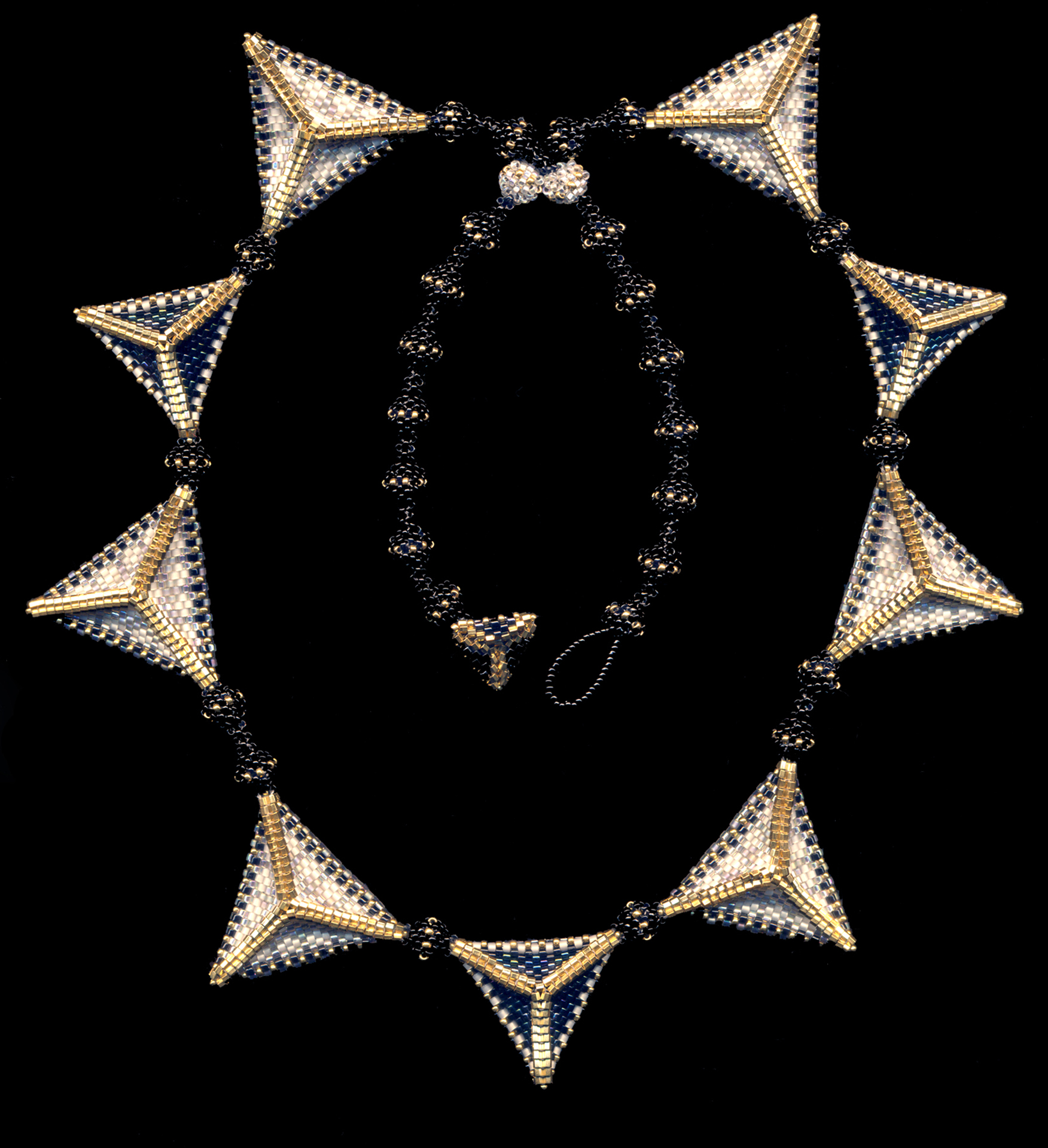 Tri-ridge necklace
