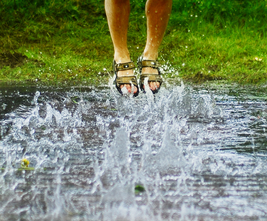 feet jumping in water.jpg