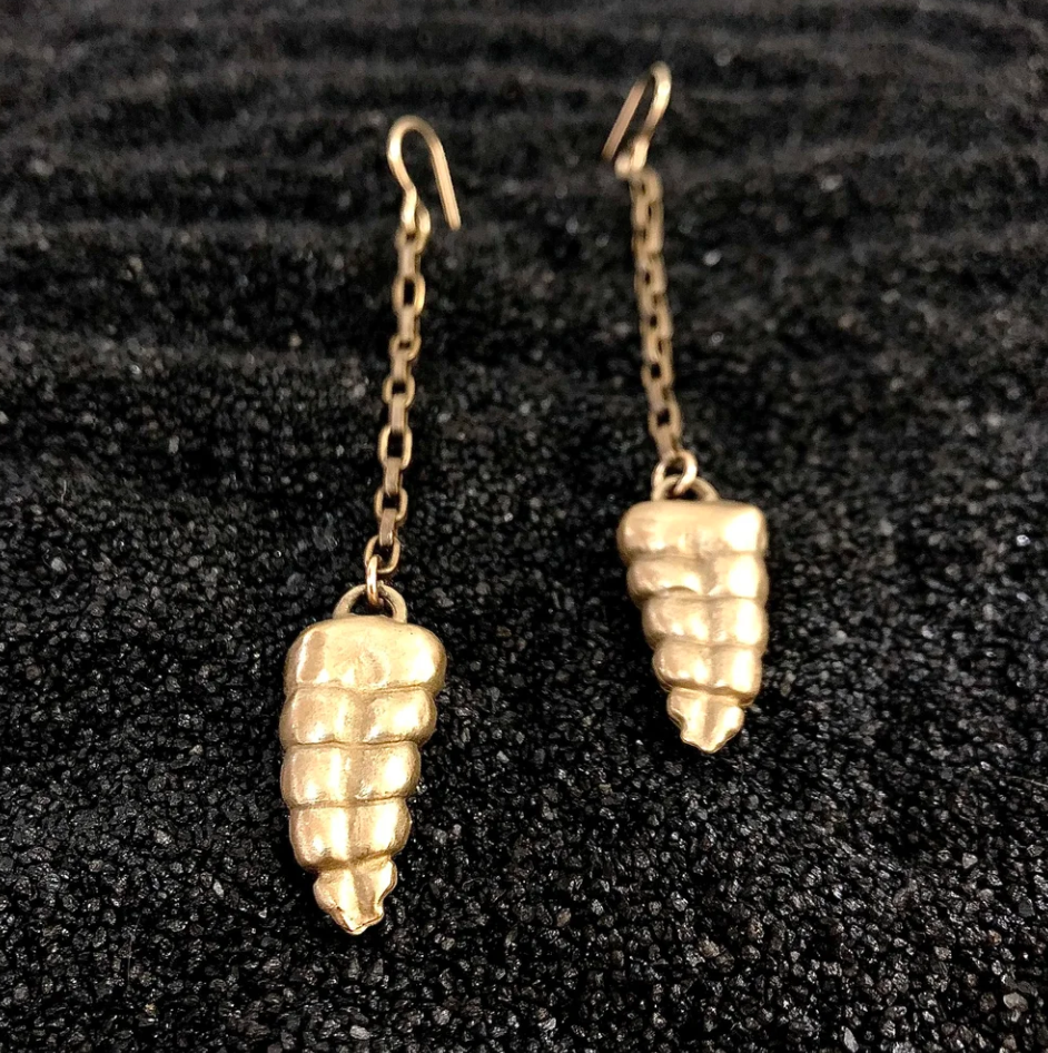 AmandaHess_rattlesnakeEarrings.png