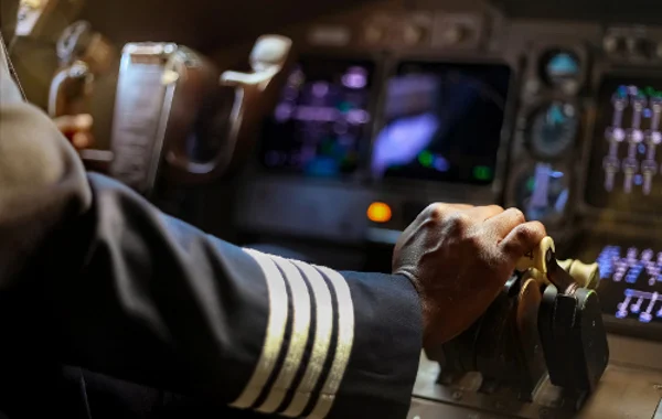 pilot.jpg