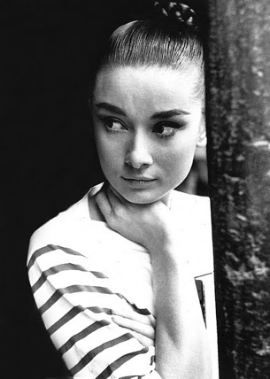Audrey Hepburn Mariniere.jpg