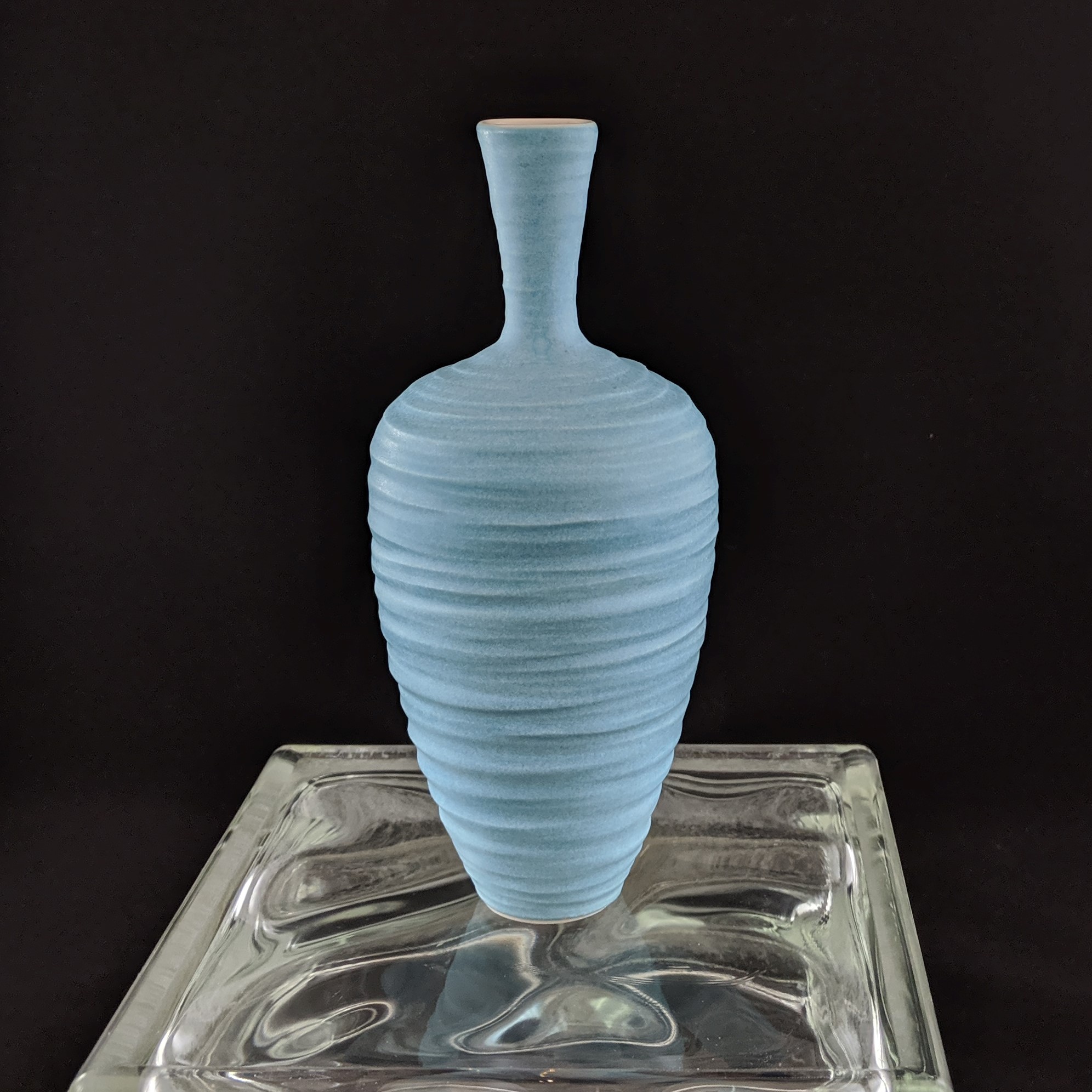Carved Turquoise Wine Vase 8.5in a.jpg