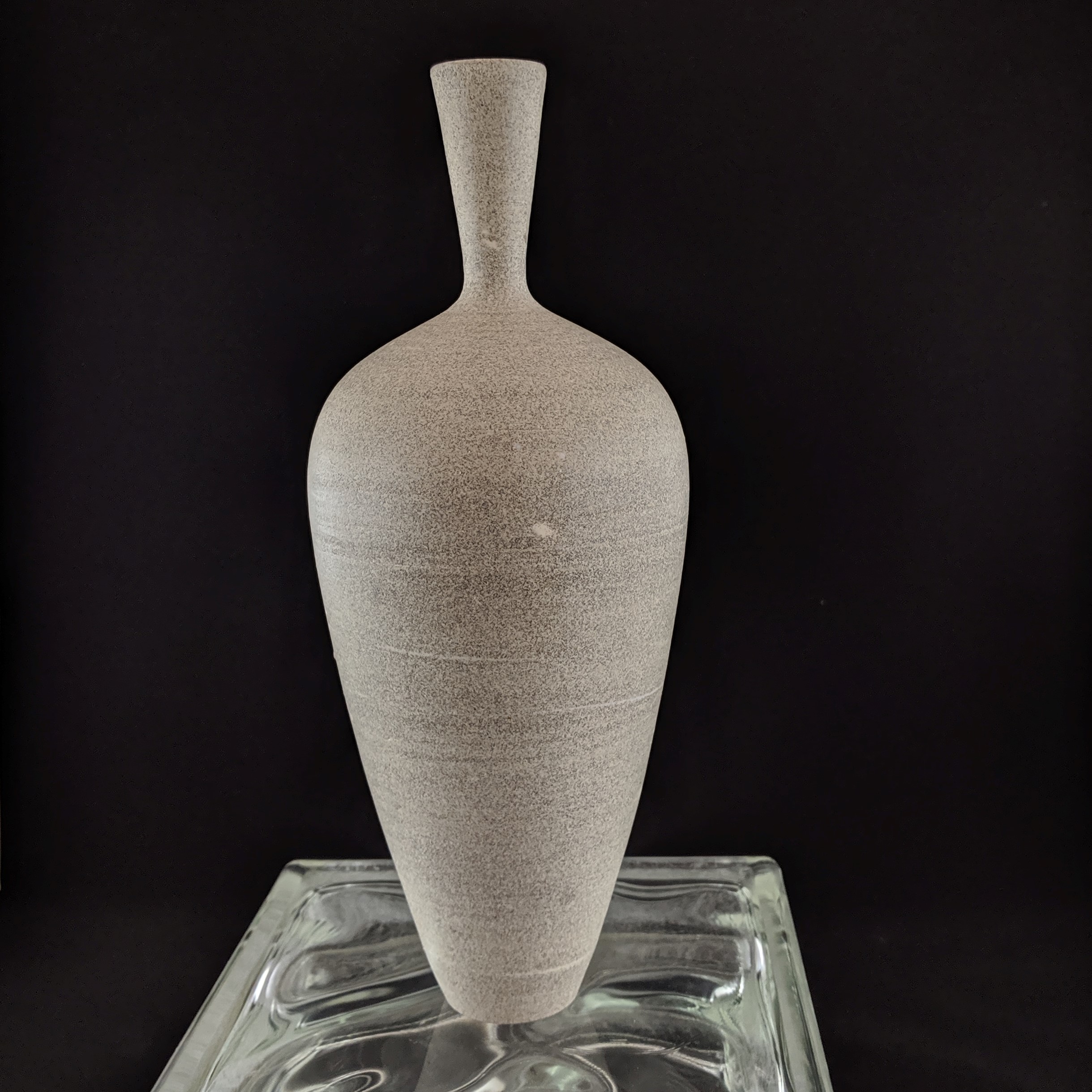 Granite Vase #1 11in a.jpg