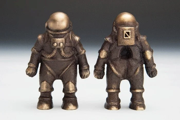 MOON ROCKET COIN BANK 3.jpeg