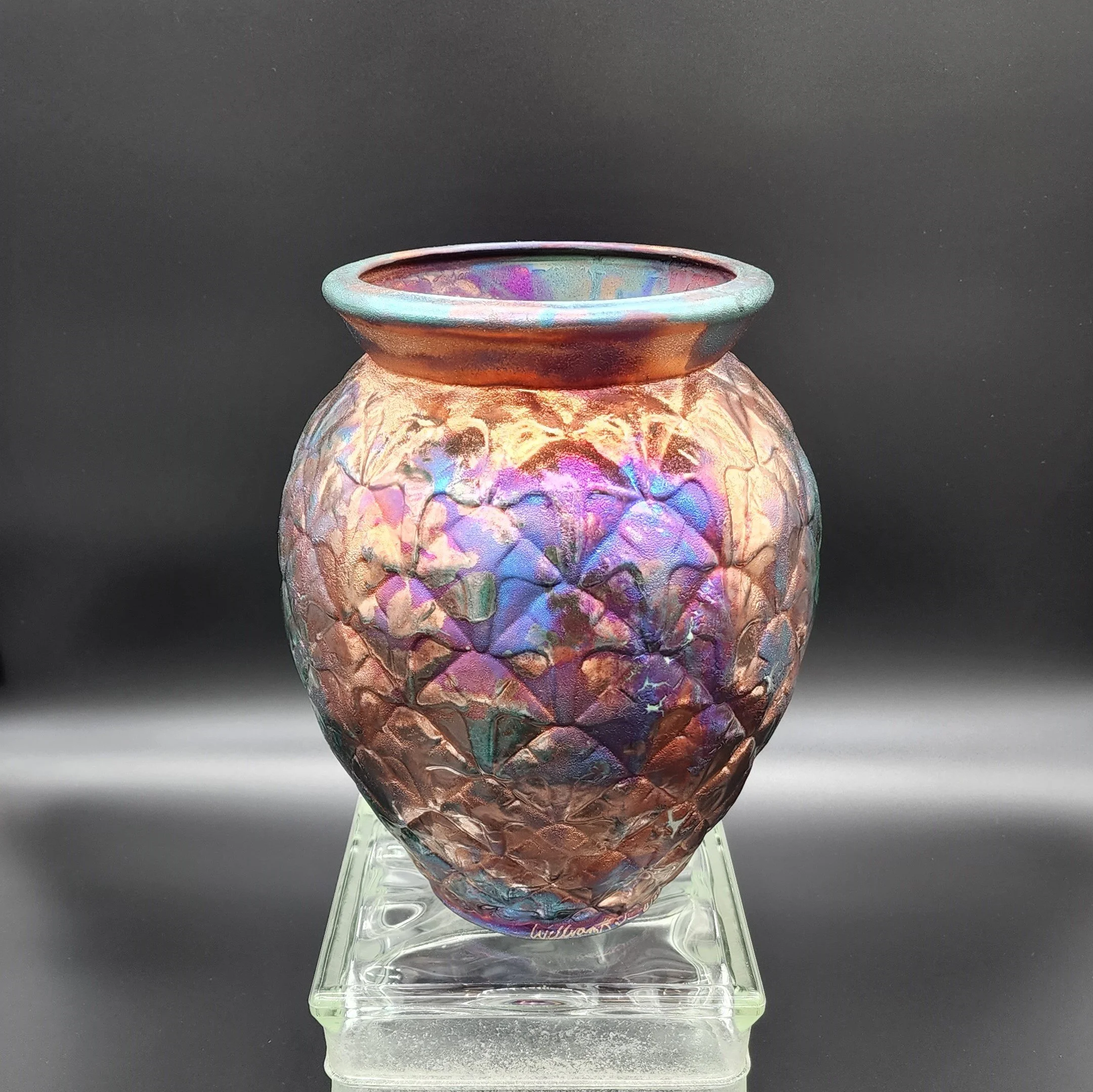 Pineapple Vase Sponged 4.jpg