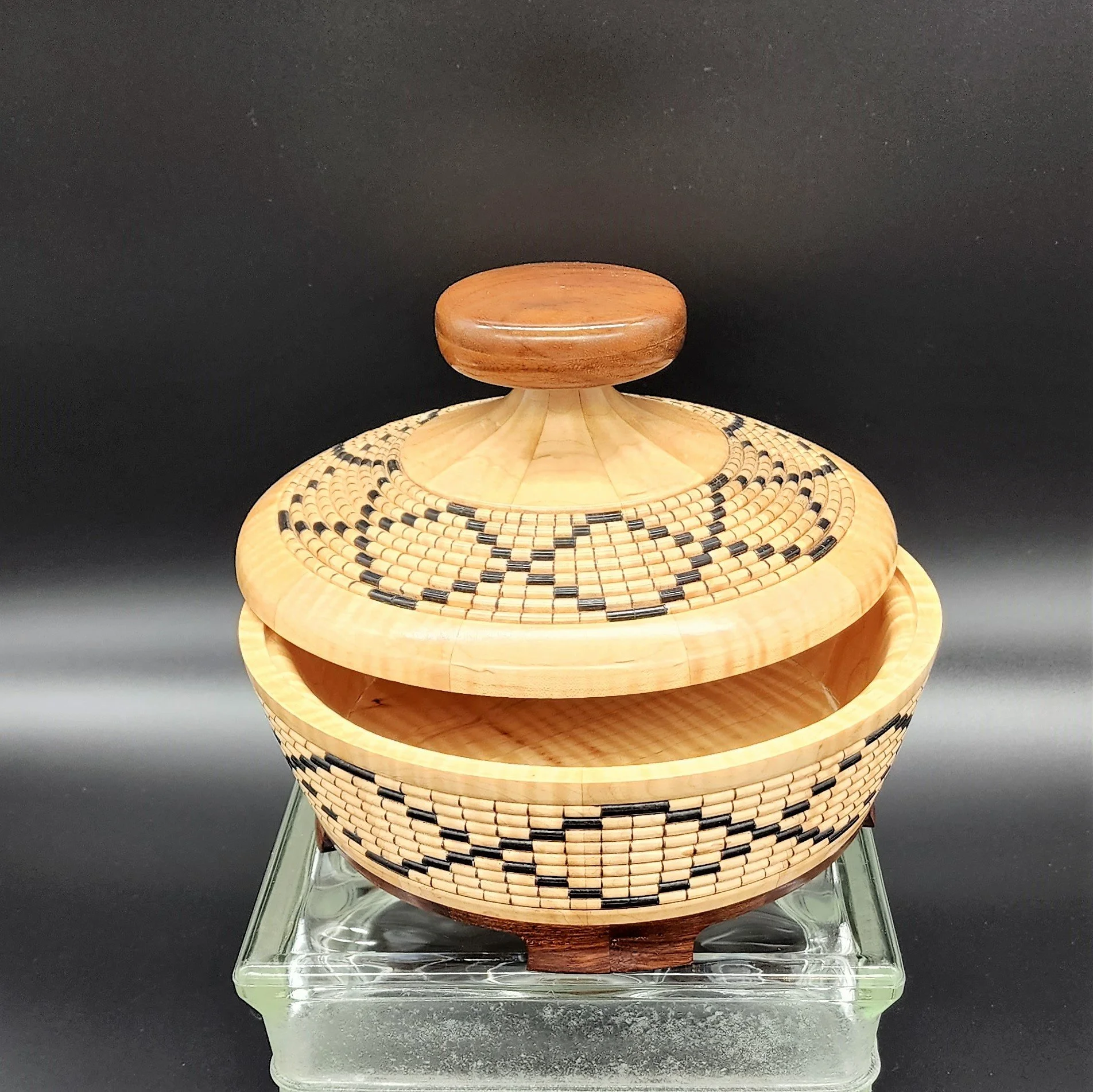 Lidded Bowl Basket Pattern 4.jpg