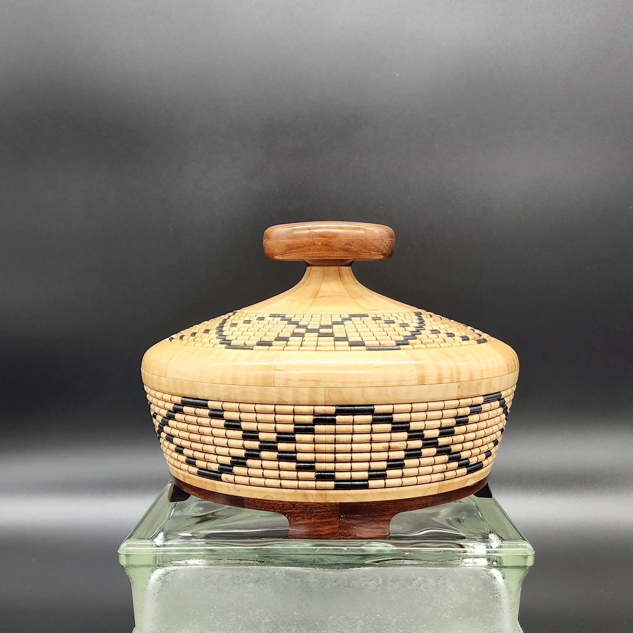 Lidded Bowl Basket Pattern 1.jpg