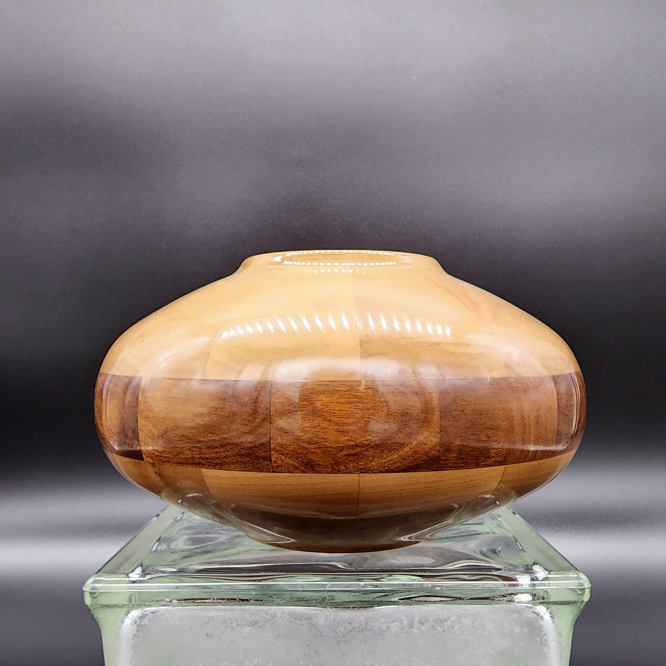Amapola & Chechen Vase 1.jpg