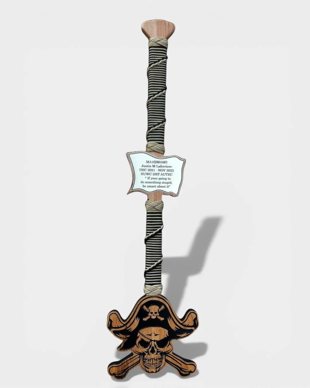 Jolly Roger Paddle - Skull and Crossbones