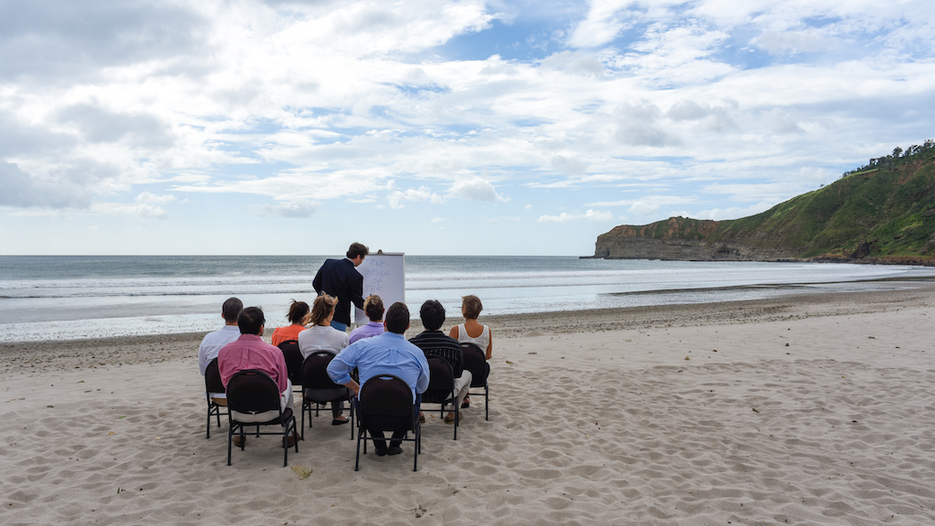 D3_Corpmeetingbeach-1.jpg