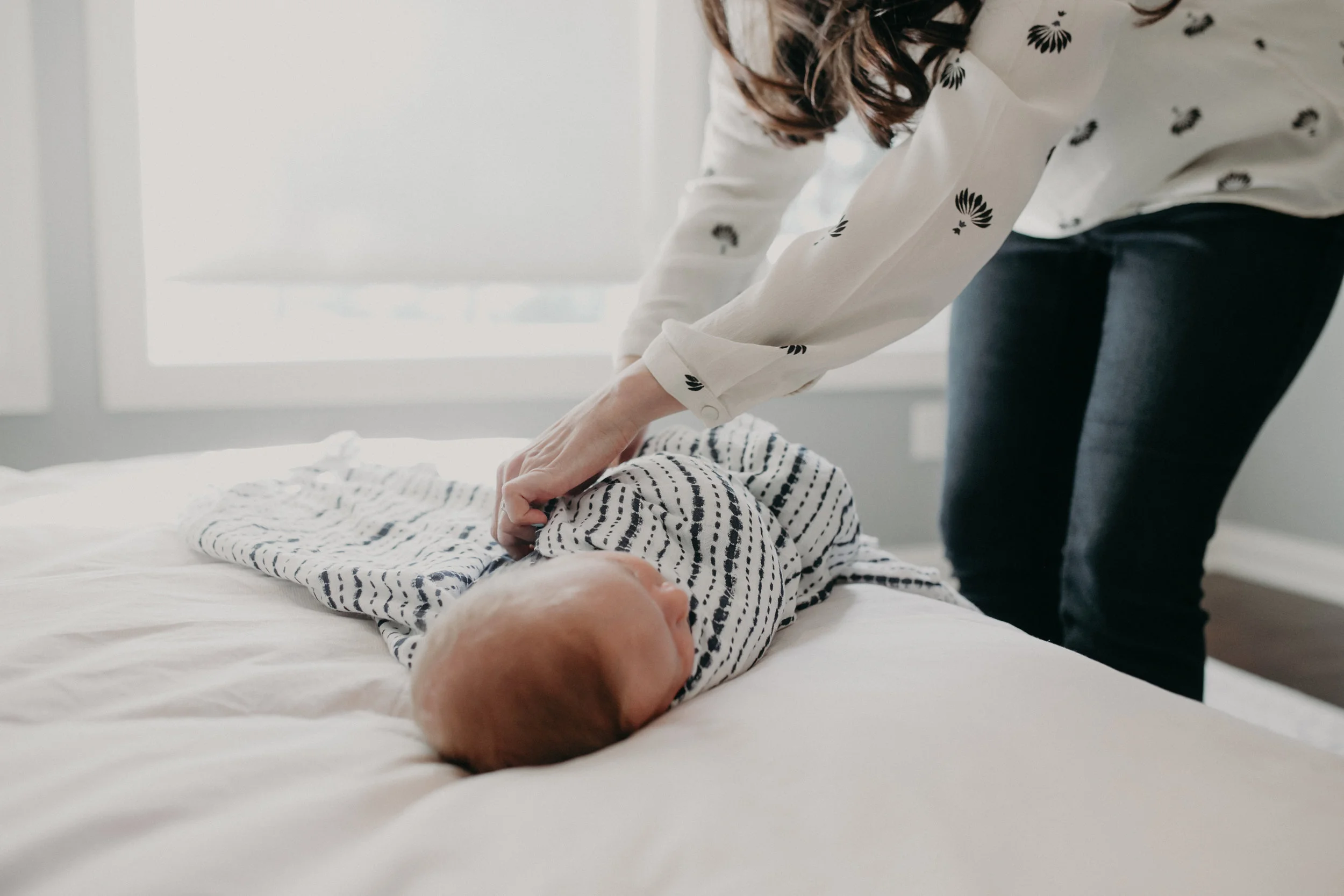 Aspirus Wausau doctor in home lifestyle session with Andrea Wagner Photography