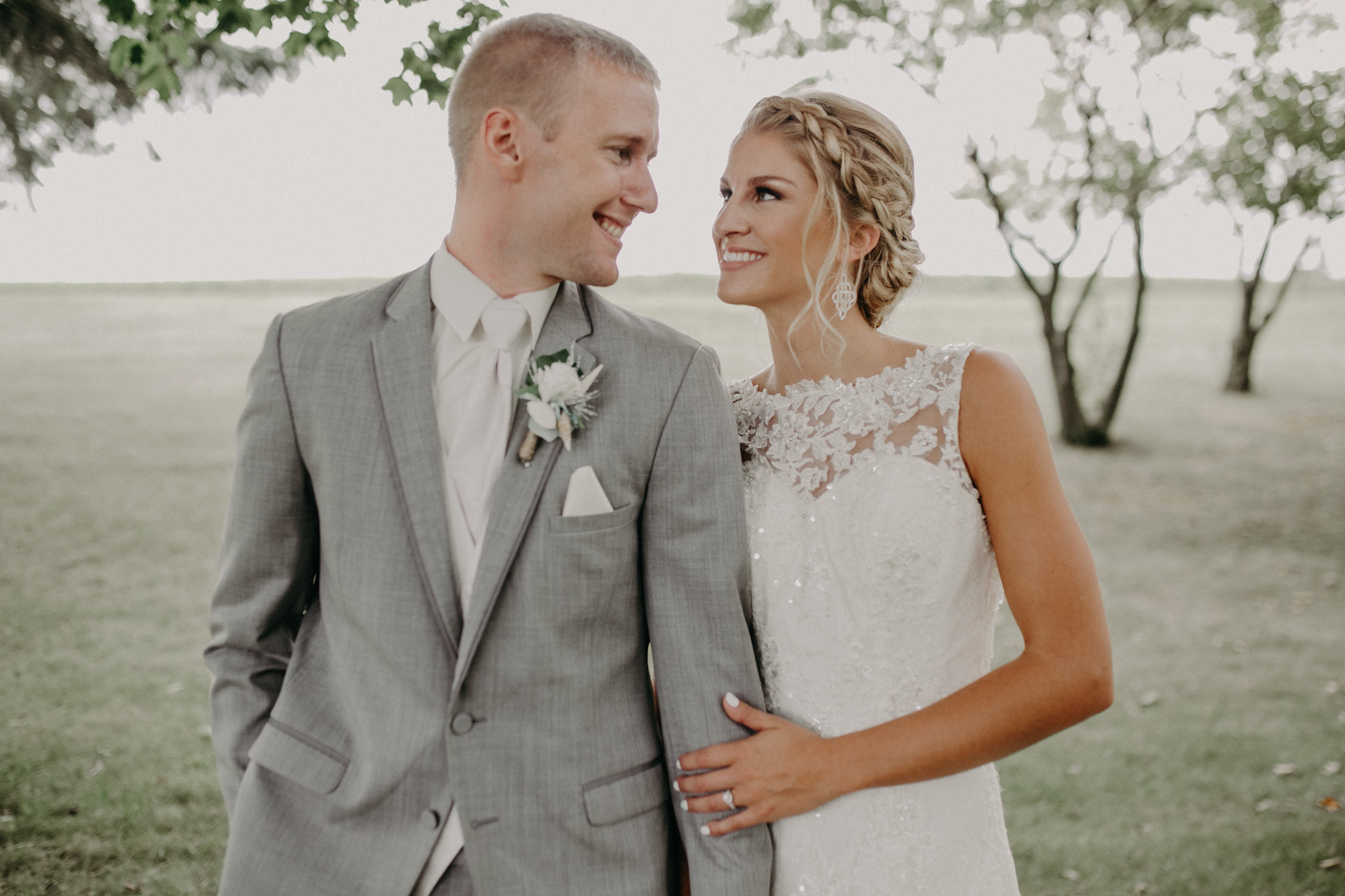 married-couple-wedding-portraits-marshfield-christ-lutheran