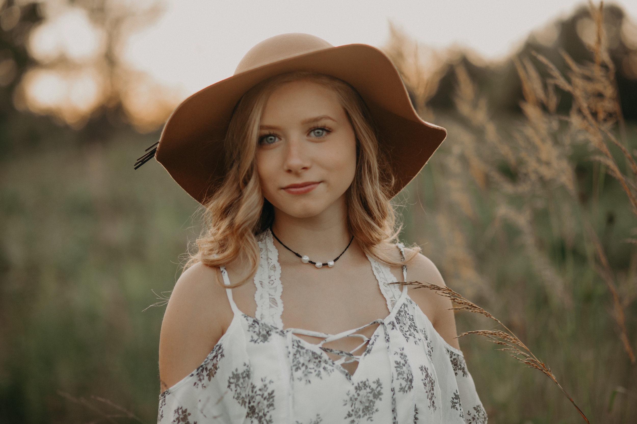 boho-sunset-senior-session-photographer-hudson-wi
