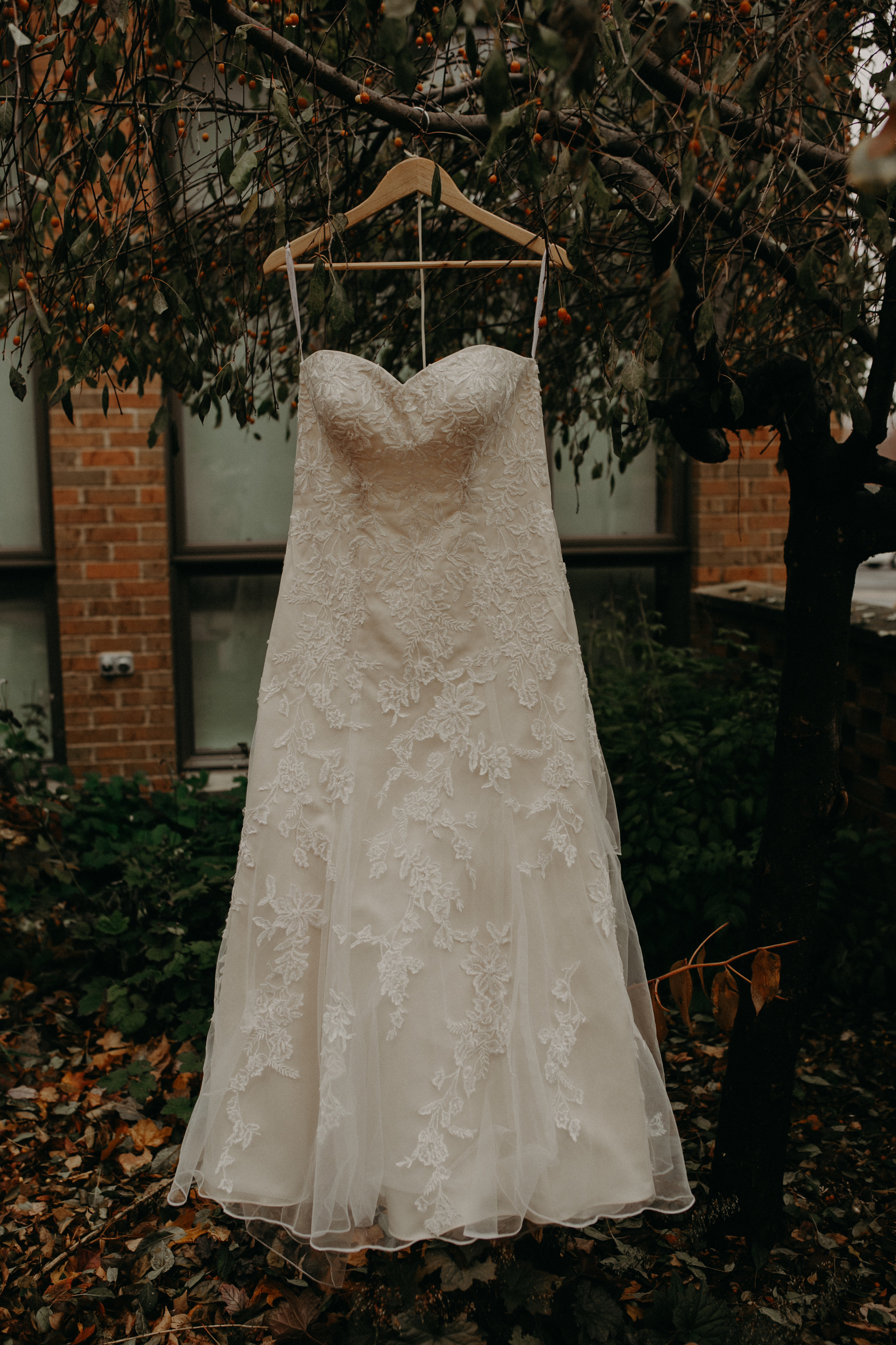 wedding-dress-st-bridgets-catholic-church-fall-wedding