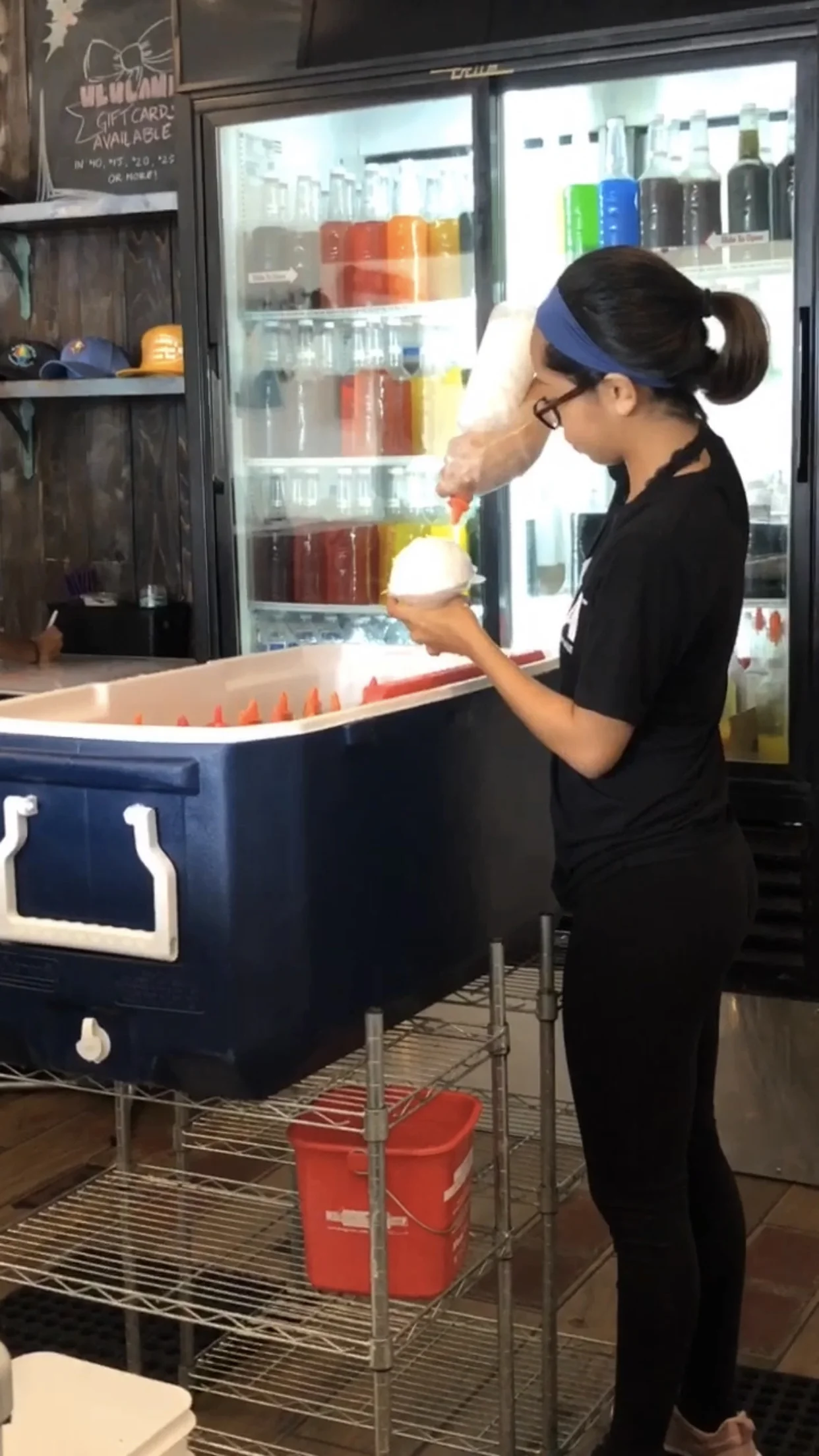 ululanis_shaved_ice_paia_maui