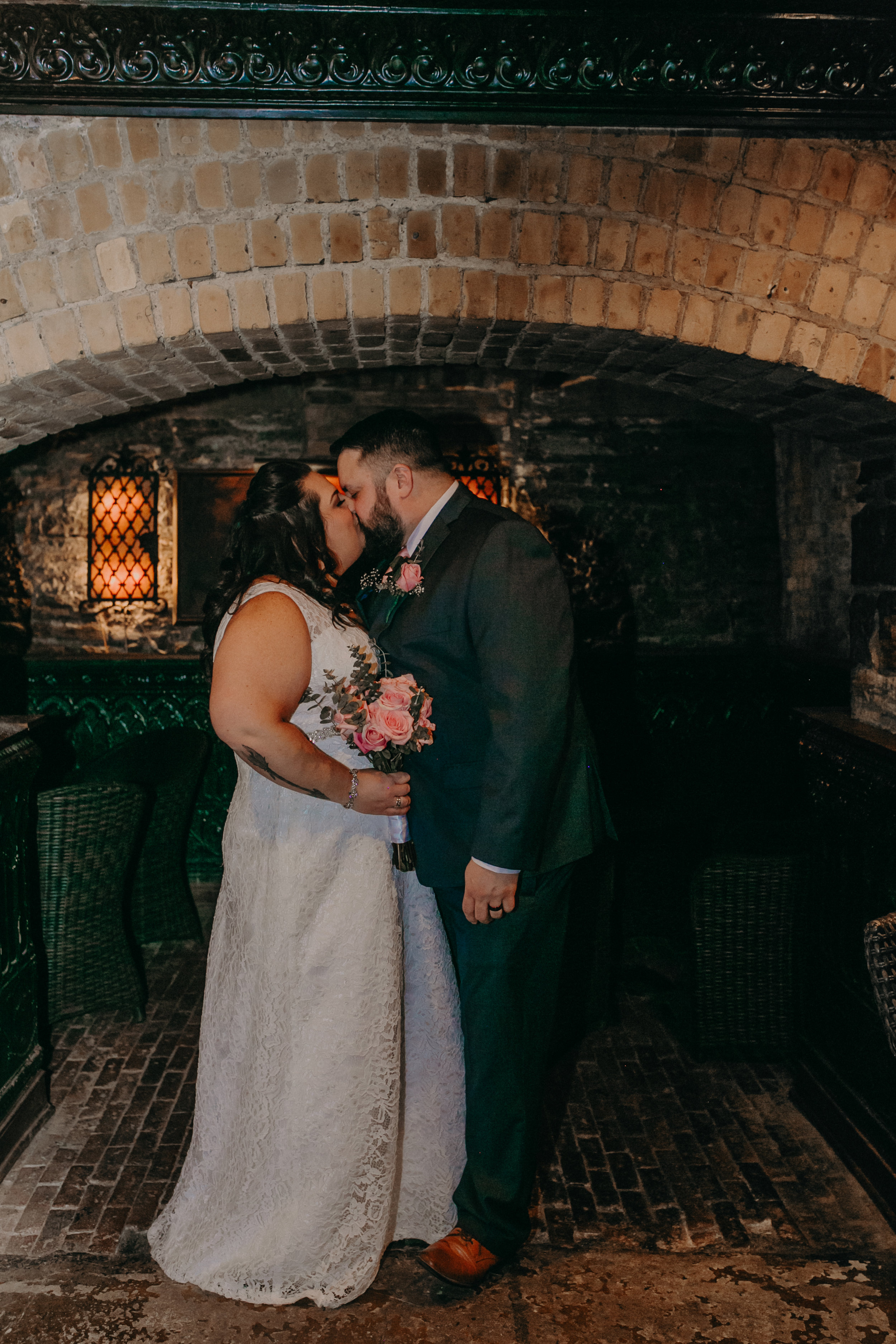 Intimate_Wedding_St_Paul_MN_WA_Frost_Sweeneys_Andrea_Wagner_Photography (73 of 99).jpg