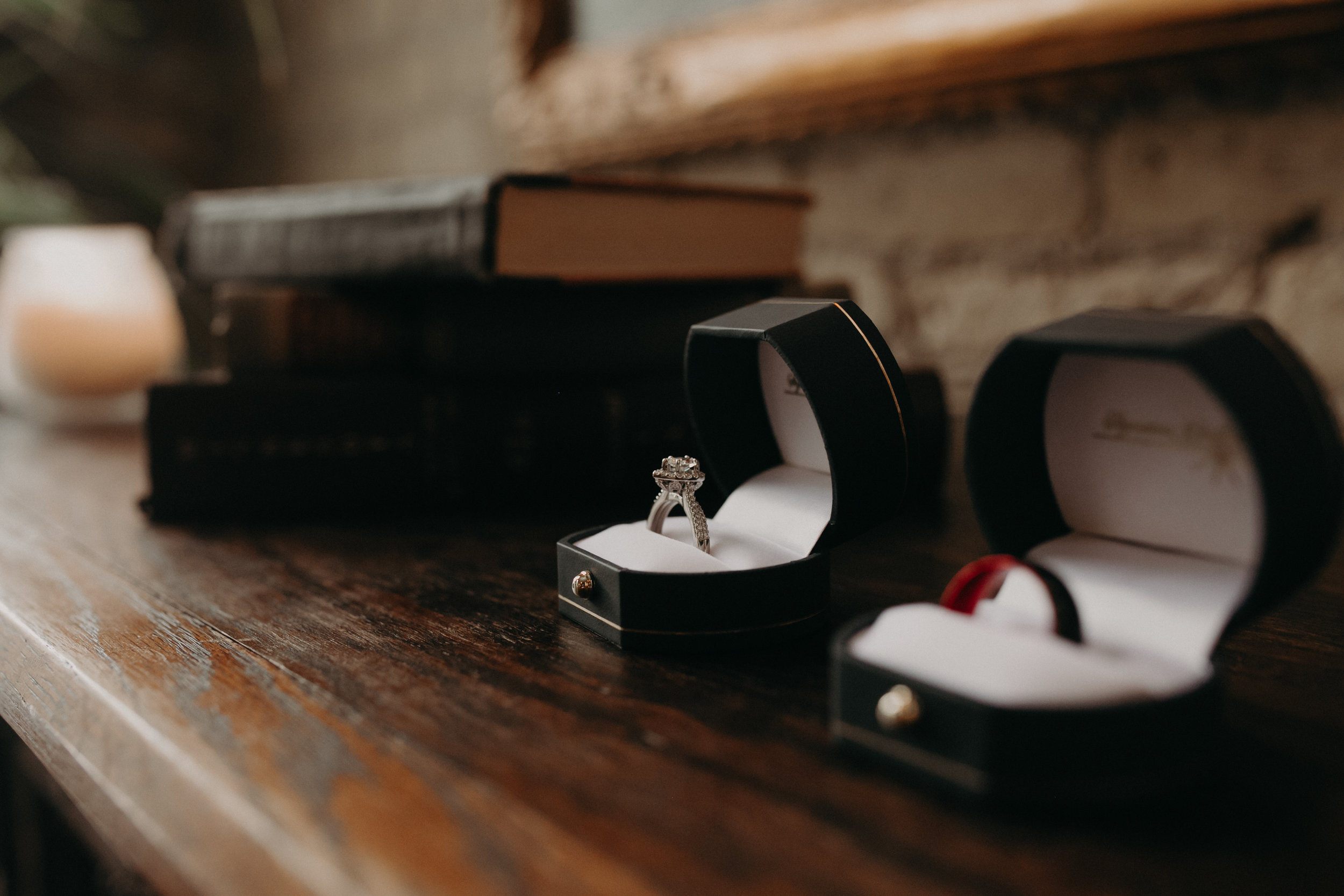 Intimate_Wedding_St_Paul_MN_WA_Frost_Sweeneys_Andrea_Wagner_Photography (7 of 99).jpg