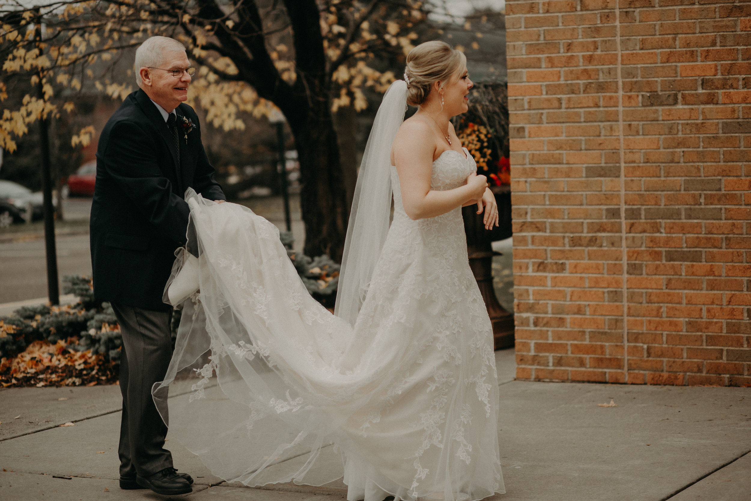 moody and authentic wedding photographer Andrea Wagner captures moments of a River Falls WI wedding day