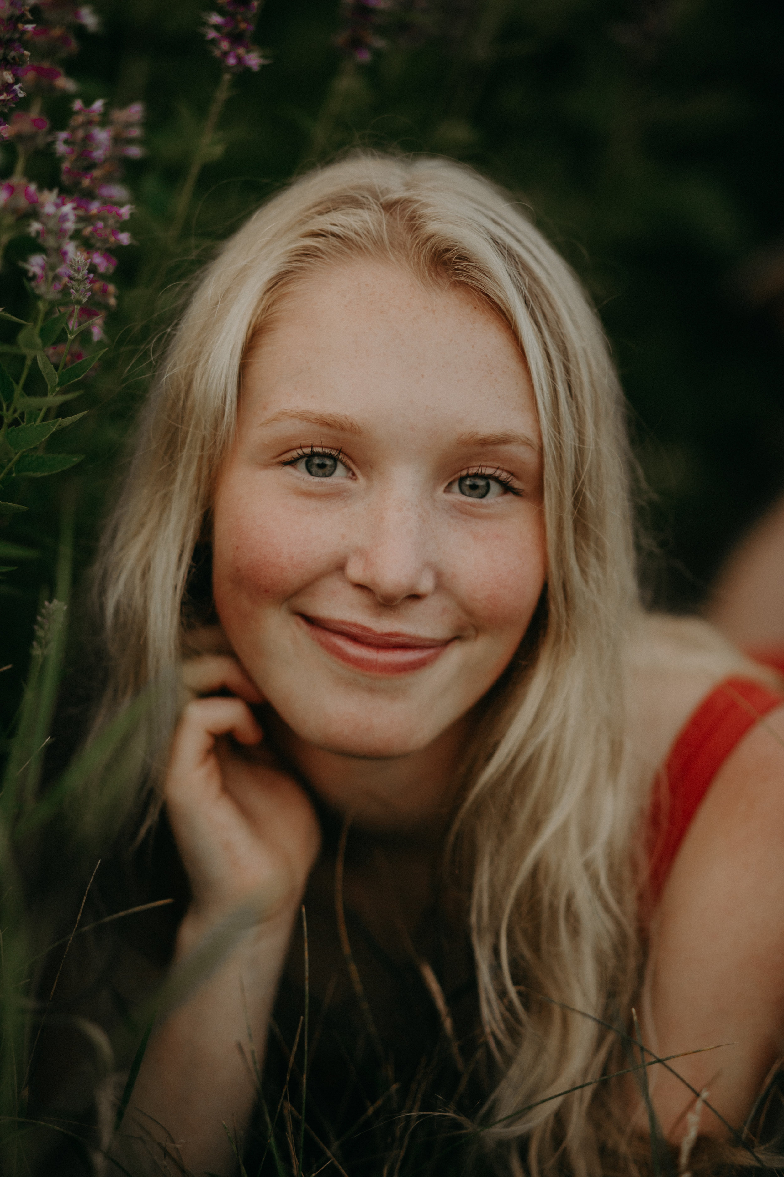 high school seniors drive from Rice Lake WI to get their portraits taken by Andrea Wagner Photography