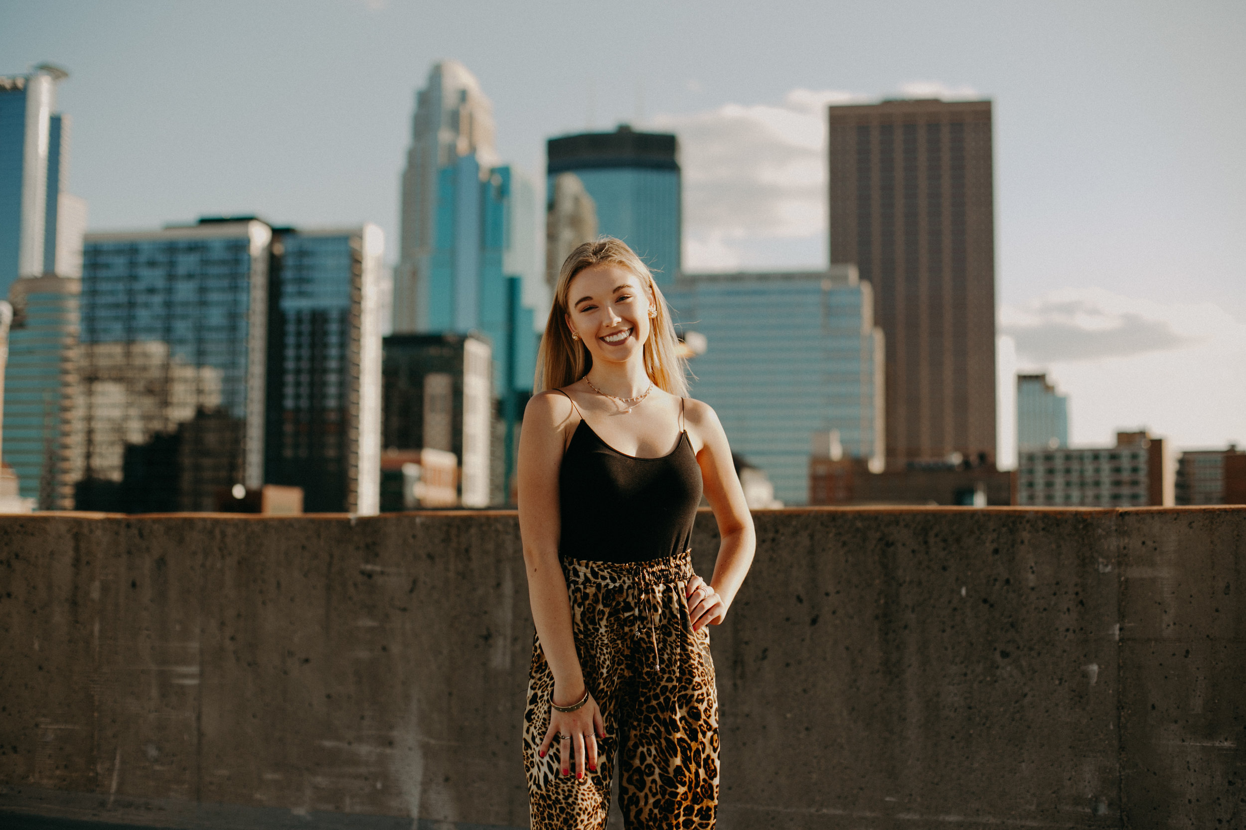 Minneapolis_MN_Mill_Ruins_Downtown_Senior_Session_AWP (8 of 47).jpg