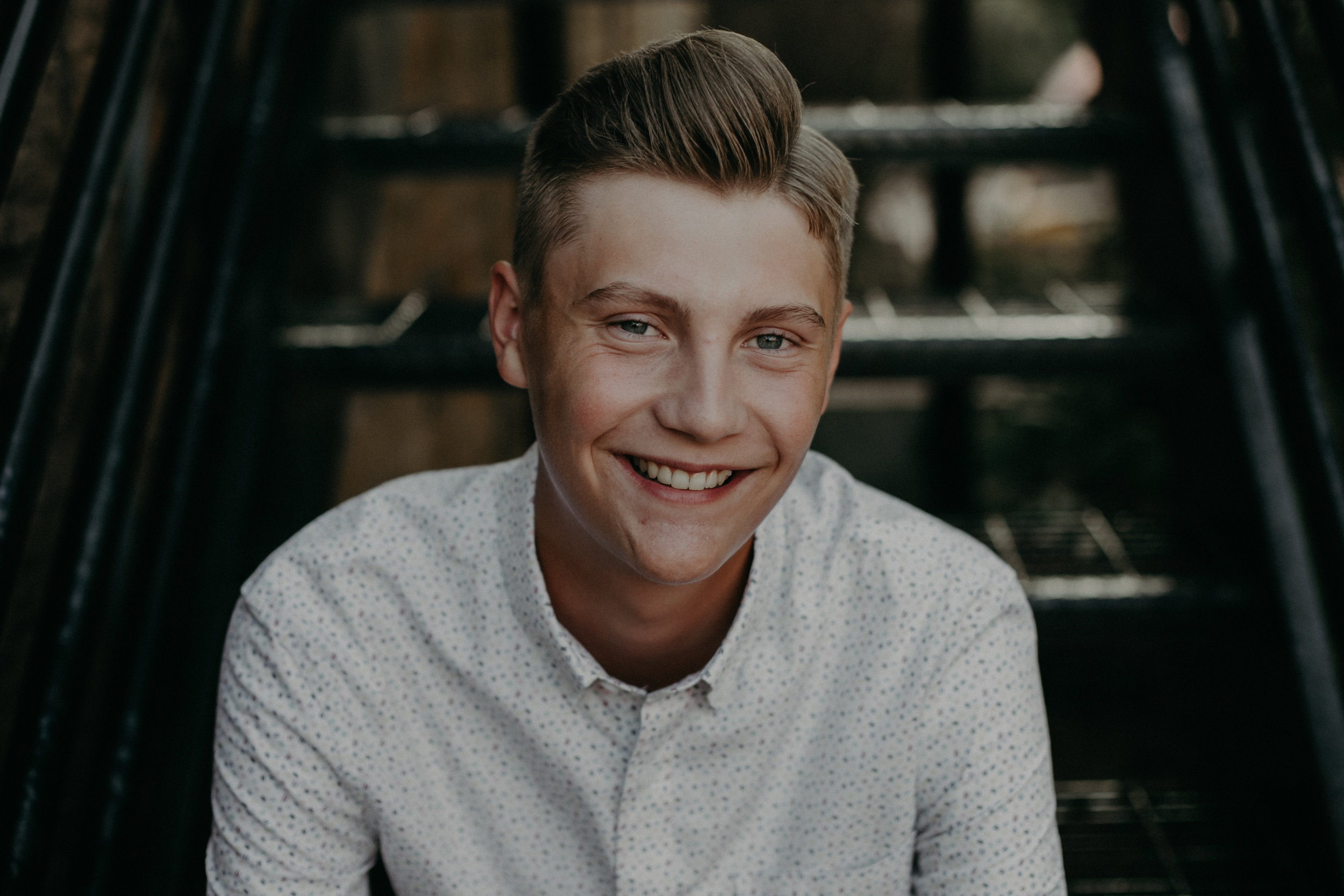 Andrea Wagner Photography captures fun and authentic senior photos in downtown River Falls WI