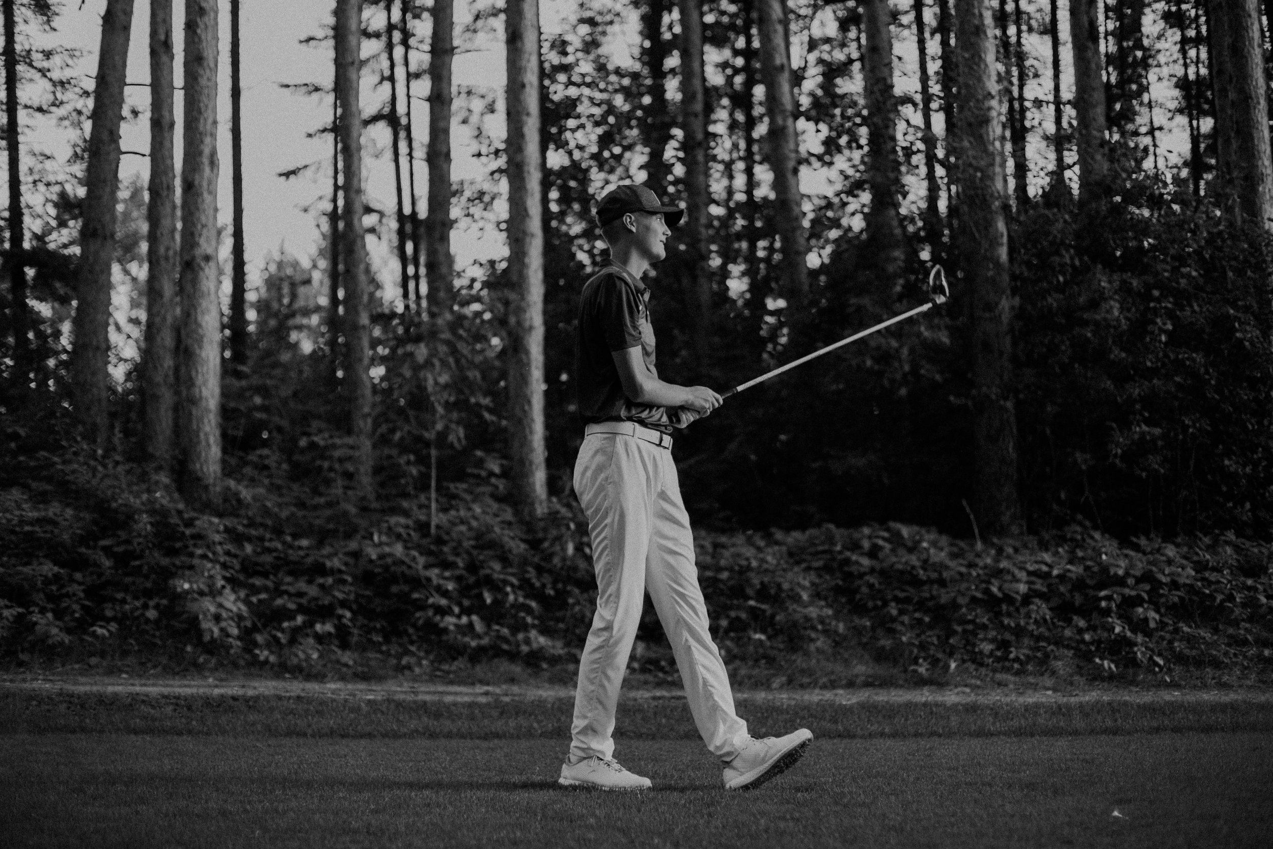 Spring_Valley_Golf_Club_Senior_Session_AWP (27 of 34).jpg