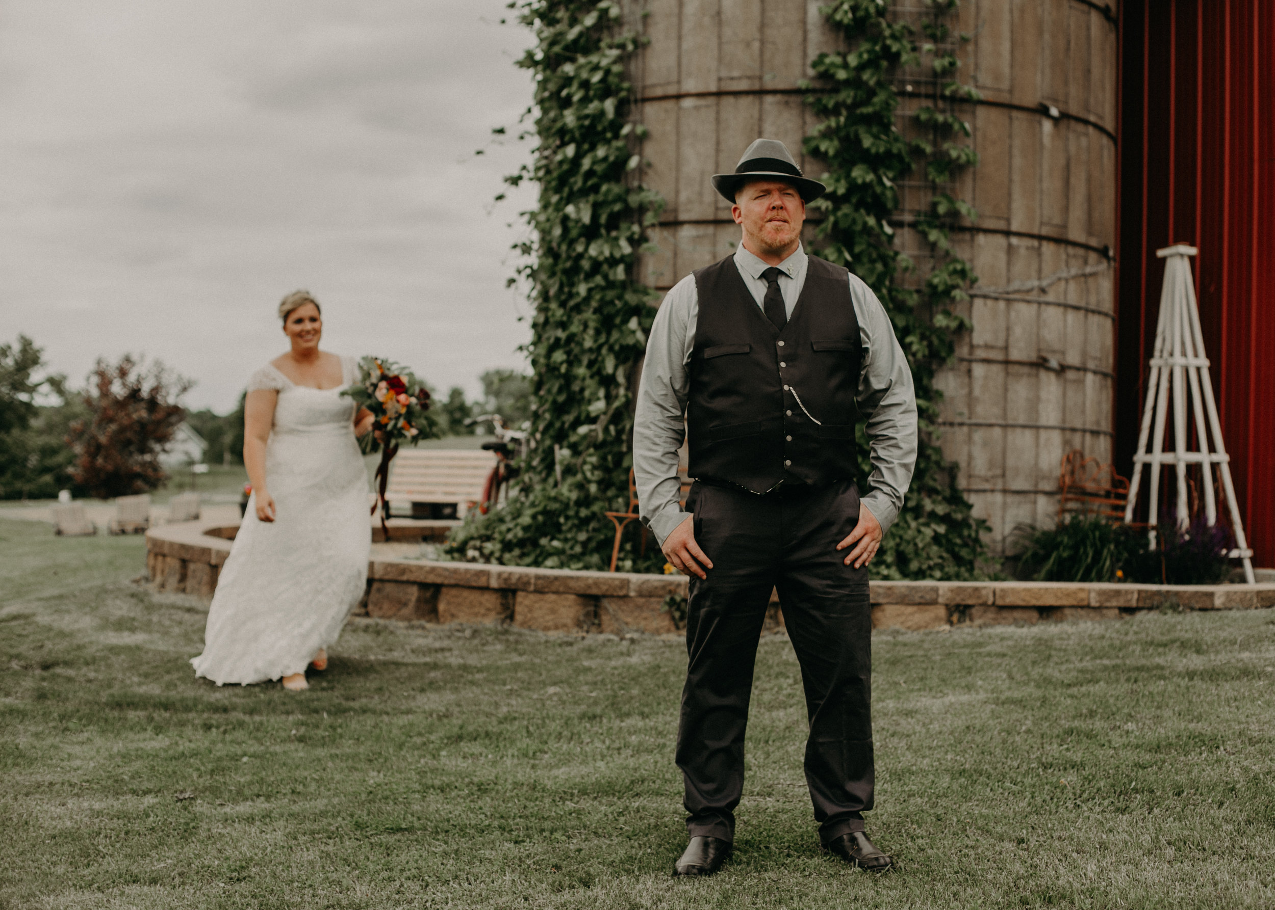  a wedding couple at Jean Acres in Ellsworth do a first look with Andrea Wagner Photography 