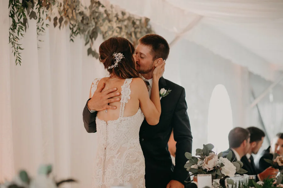 Hancock_Stichert_Wedding_Pine_Lake_Waupaca_551.jpg