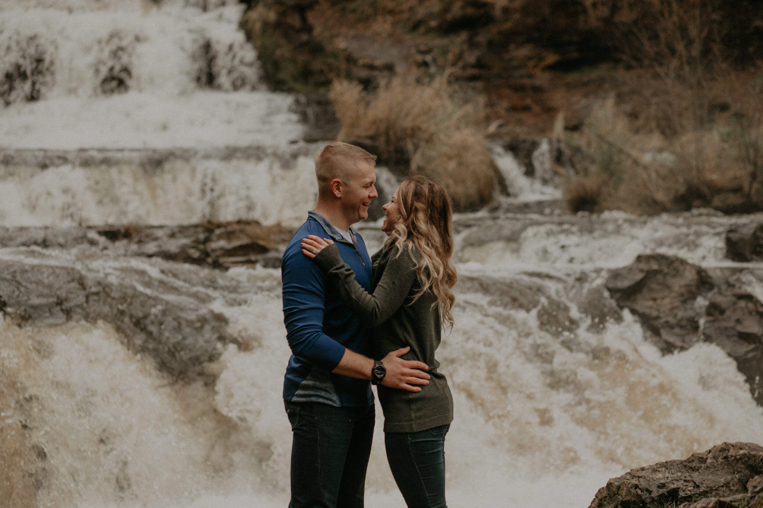  Willow River State Park Engagement Session. Hudson, Wisconsin. Fall Engagement Session. Couple Photos. Adventurous Couple. Adventurous Engagement Session. Wedding Photographer. Engagement Photographer. 