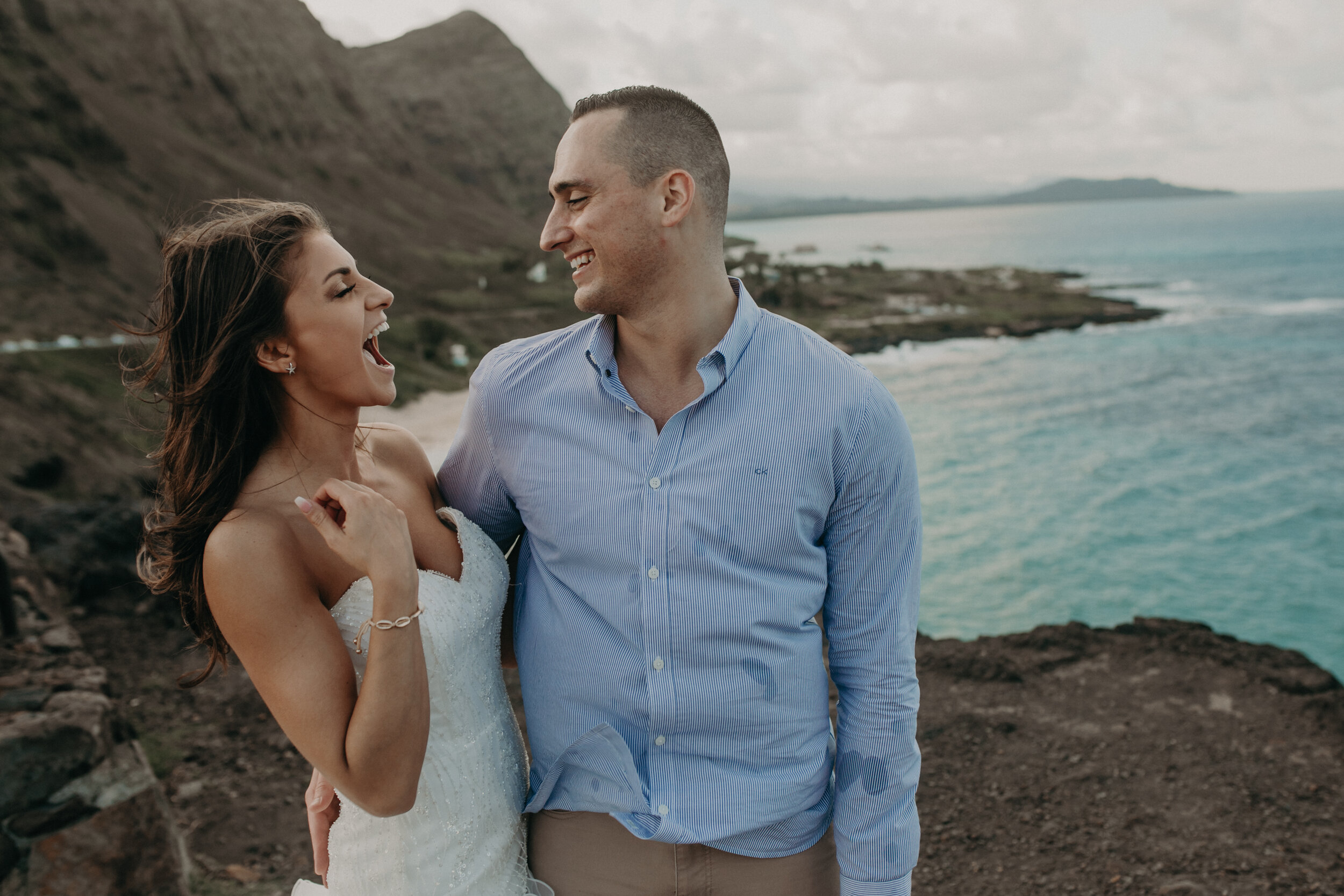  a couple elopes with photographer Andrea Wagner to Oahu Hawaii and Makapuu Lookout #elopetohawaii #hawaiielopement #oahuelopement #oahuweddingphotographer #weddingdestinations #hawaiiweddingphotographer #hawaiielopementphotographer #makapuulookout #