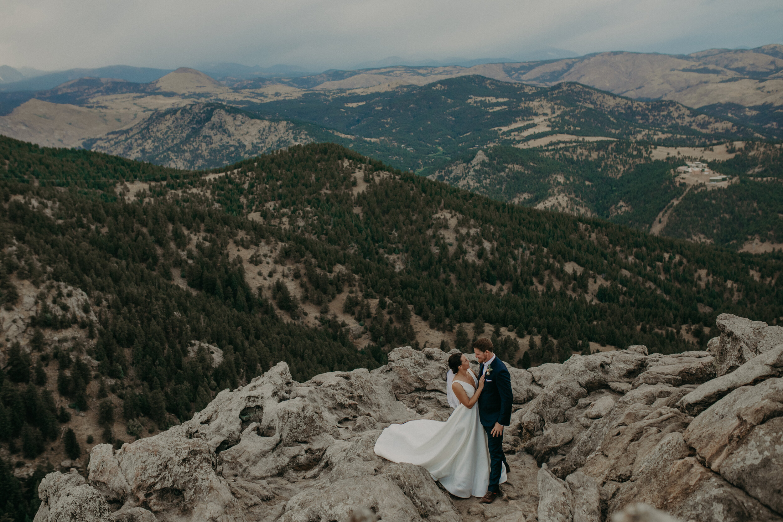  a couple elopes at Lost Gulch Lookout in Boulder CO with Andrea Wagner Photography #bouldercoelopement #elopetocolorado #elopementphotographer #coloradoweddingphotographer #coloradoelopementphotographer #sunriseampitheatre #sunriseampitheatrewedding