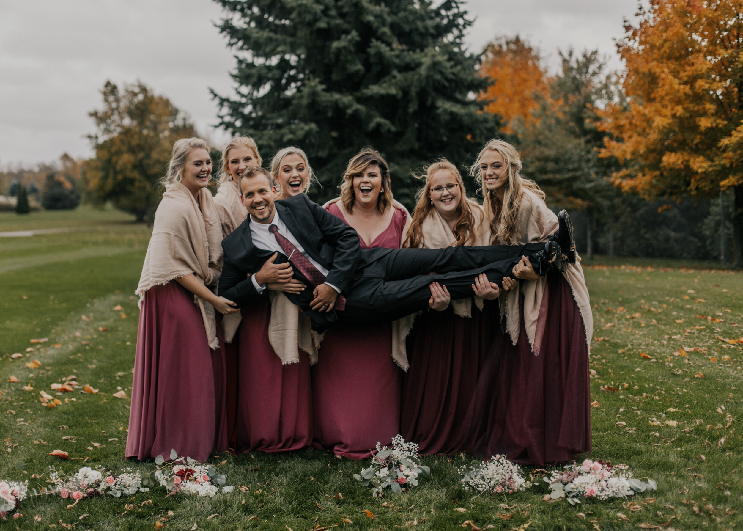  Kilkarney Hills Golf Course. Kilkarney Hills Wedding. Kilkarney Hills Wedding Photographer. River Falls Wedding Venue. River Falls Wedding. River Falls Wedding Photographer. River Falls Photographer. River Falls Bride. Western WI Wedding Venue. Wisc