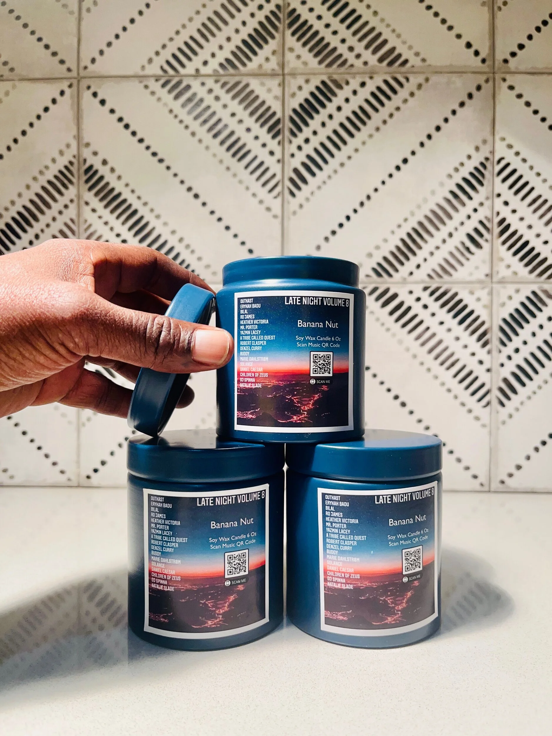 CCBA64E8-4EE0-4CAB-B7A4-7074013F6437