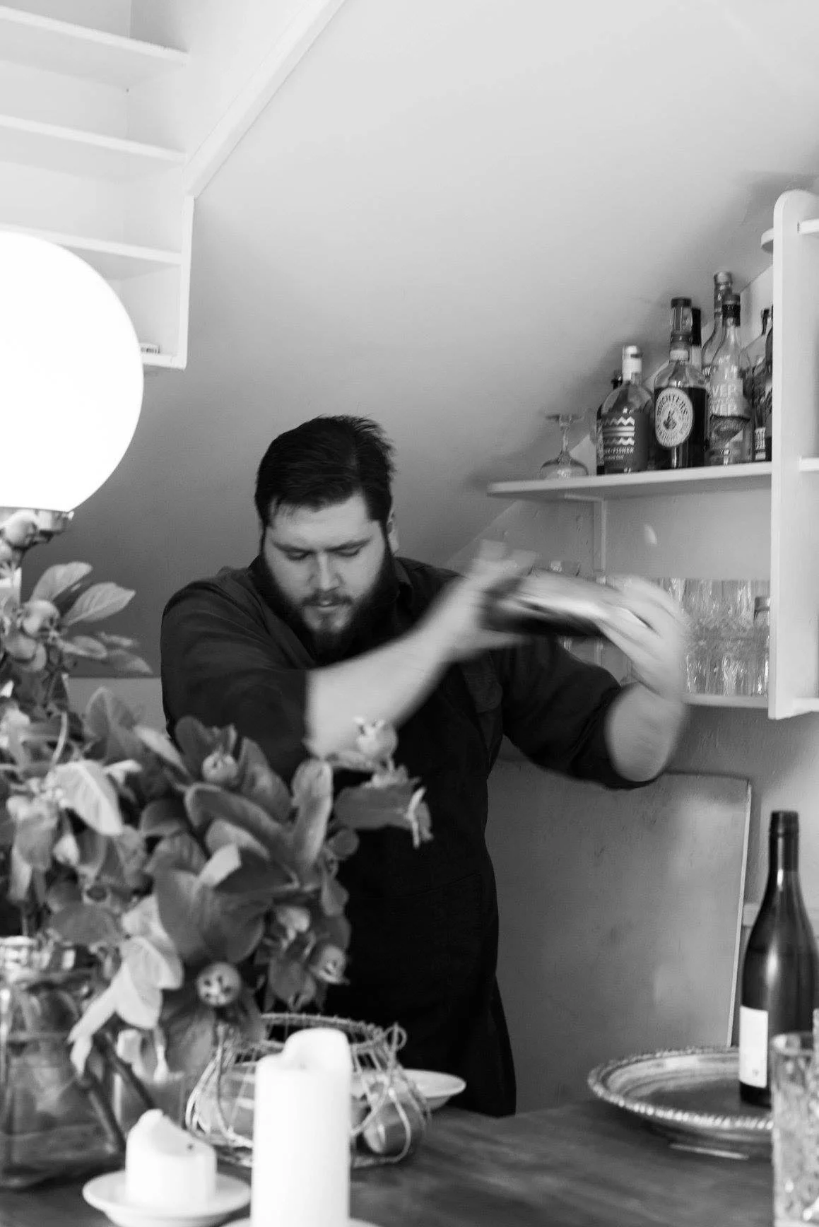 LOUDON COOPER - BISTRO LOLA