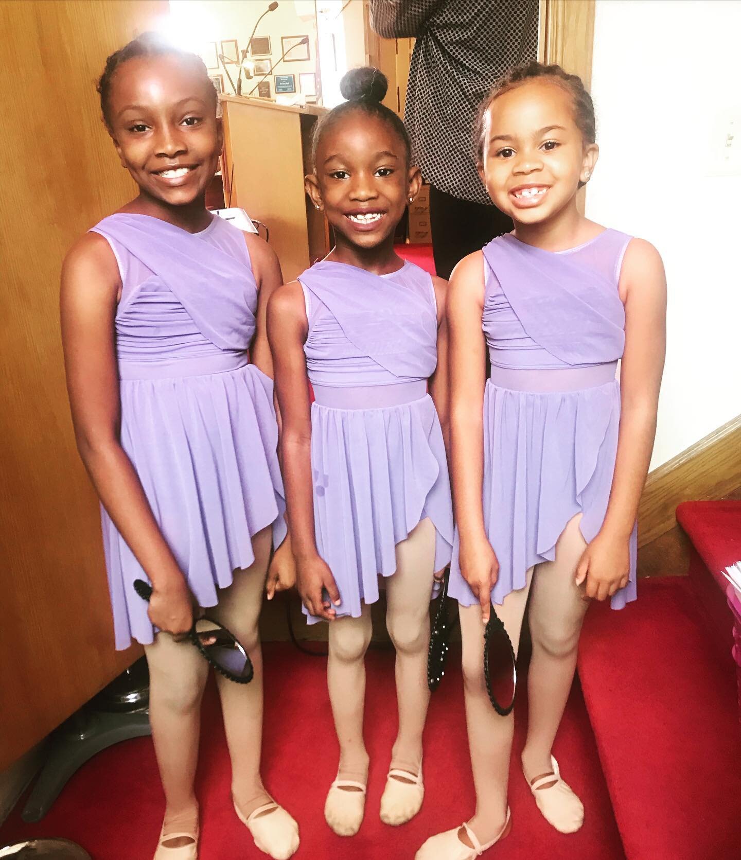 Mini Company Members Chy,Tiyah &amp; Aria look great and are ready for a performance this Sunday Am! #sddc #studiodetroit #makethatchange #performance