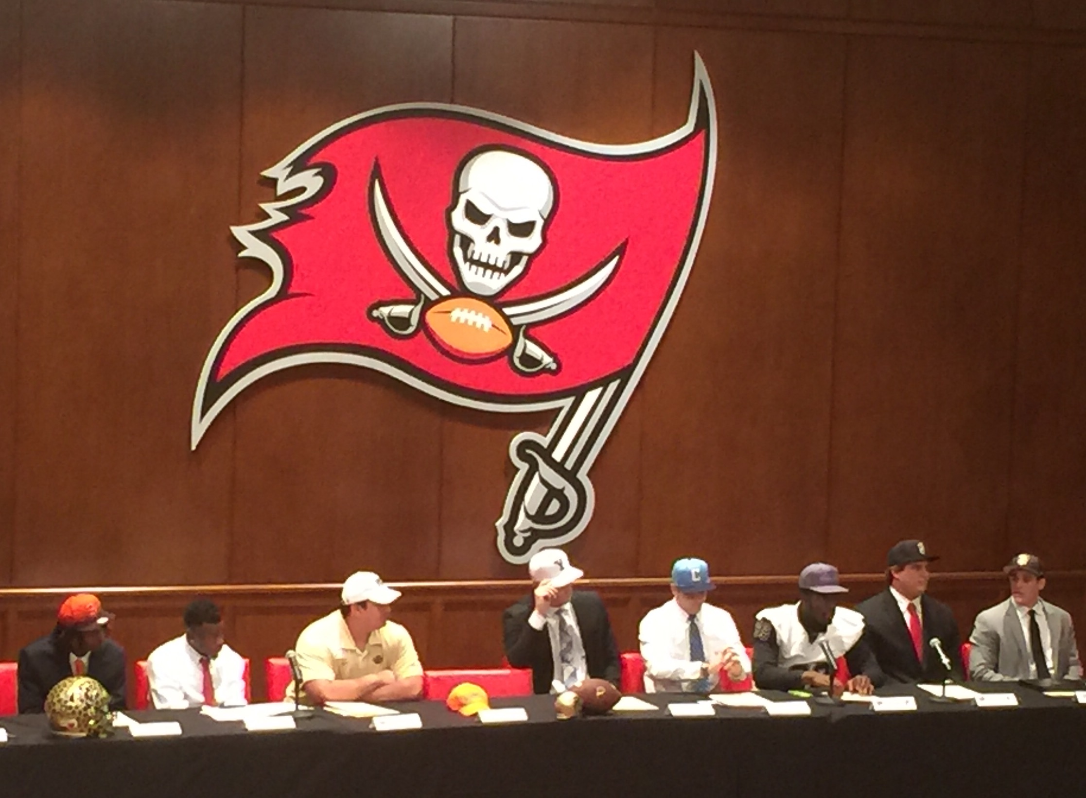 National Signing Day at One Buc 2016 (1).jpeg